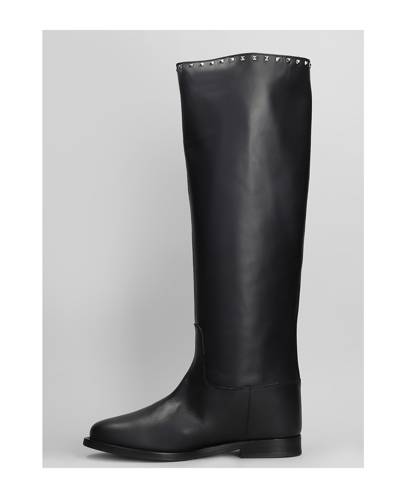 Via Roma 15 In Black Leather - black