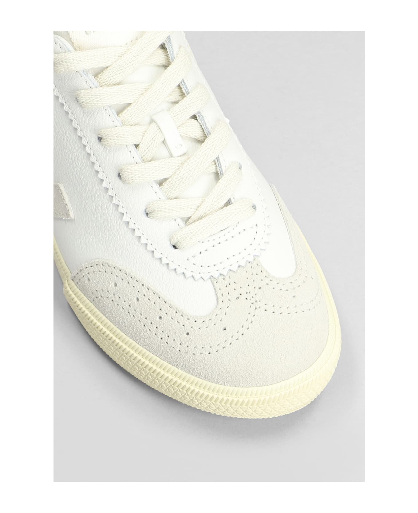 Veja Volley Sneakers In White Suede And Leather - WHITE