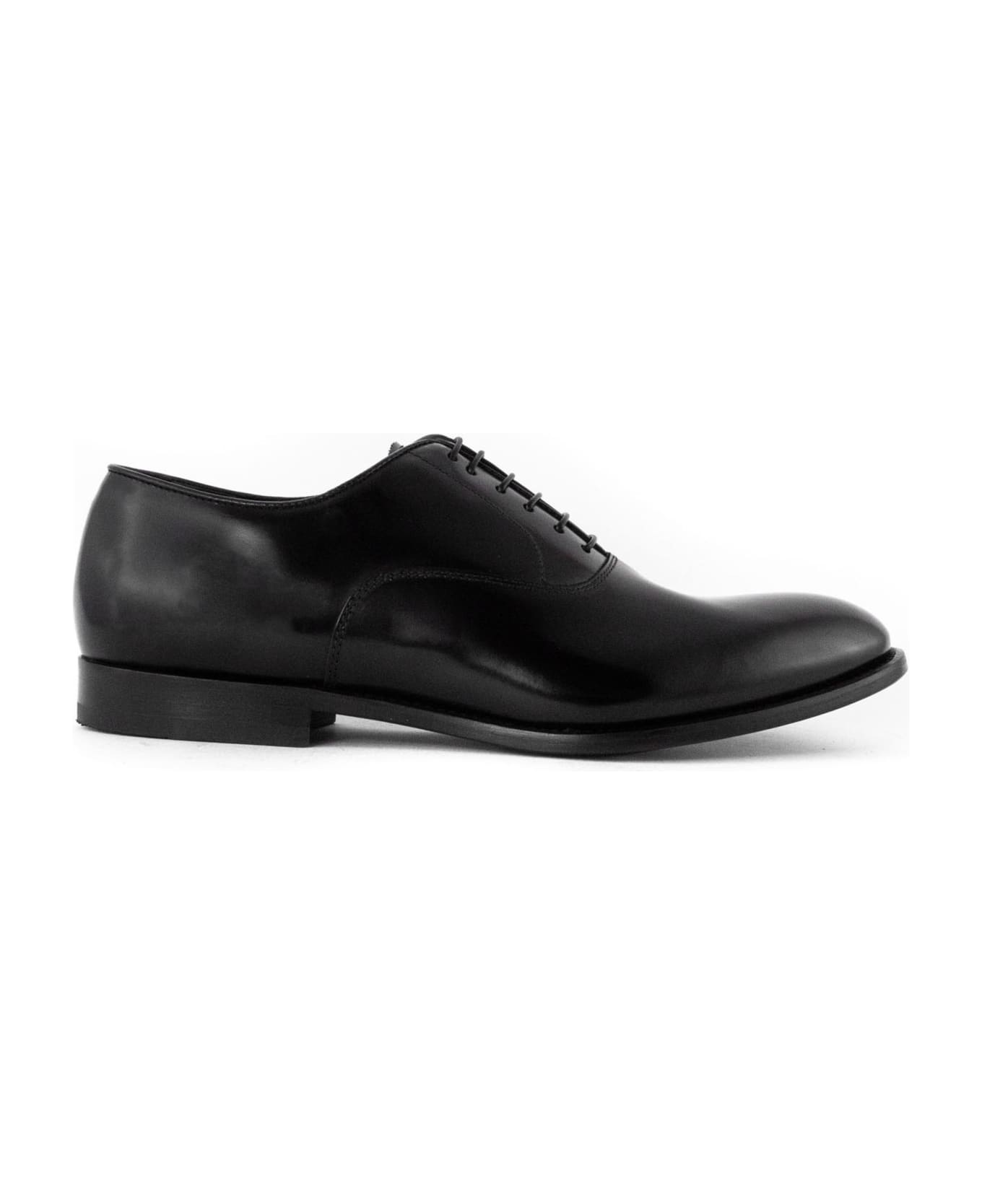 Doucal's Oxford Black Leather Laced Shoes - Black ローファー＆デッキシューズ