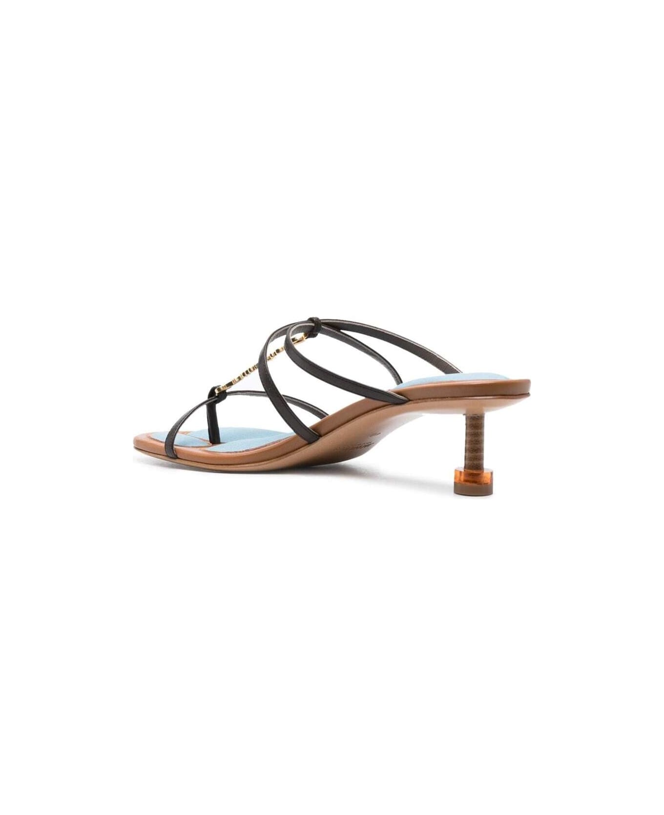Jacquemus 'les Sandales Pralu Plates' Black Sandals With Stacked Heel And Logo Charm In Leather Woman - Multicolor