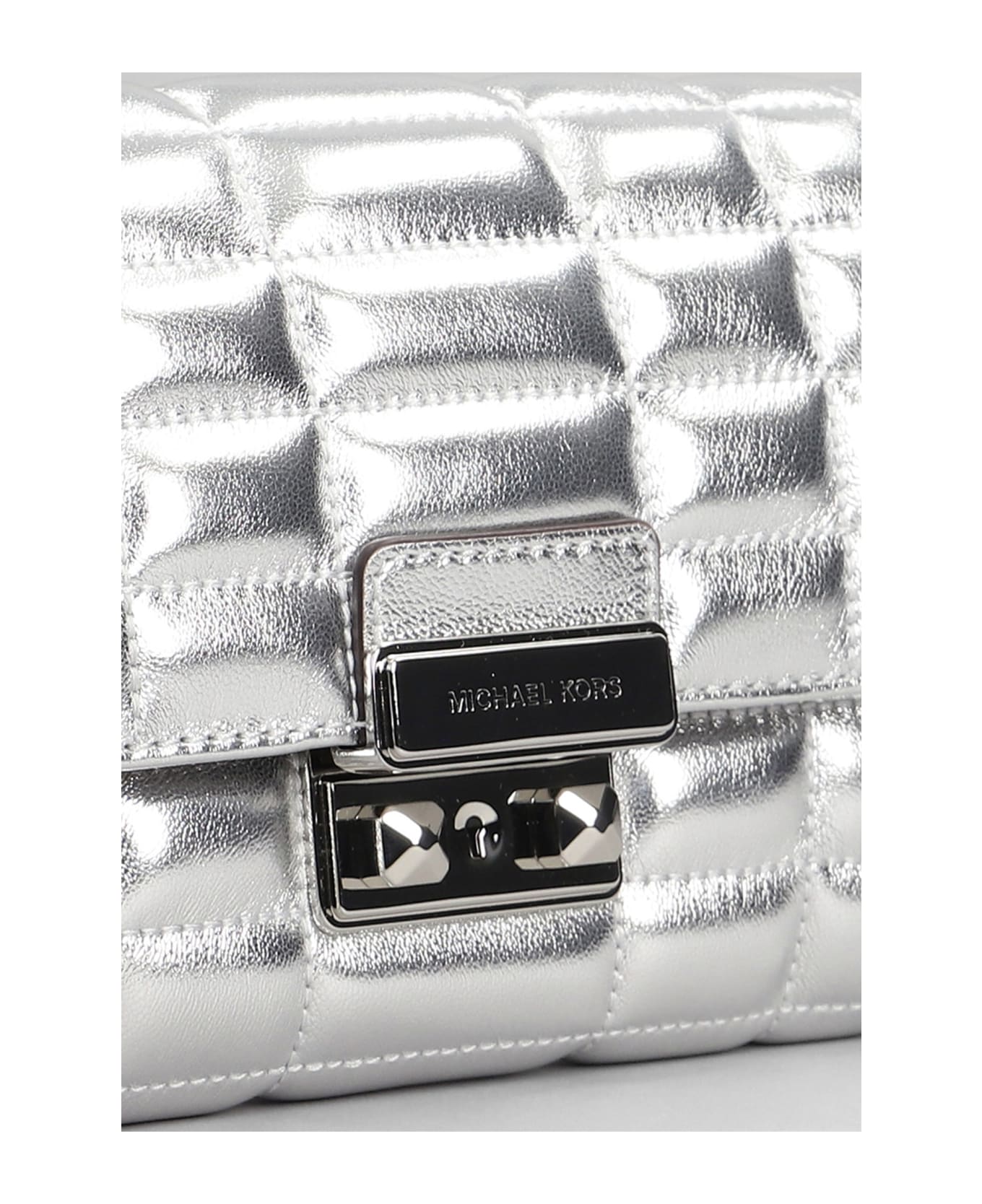Michael Kors Tribeca Shoulder Bag In Silver Leather - silver