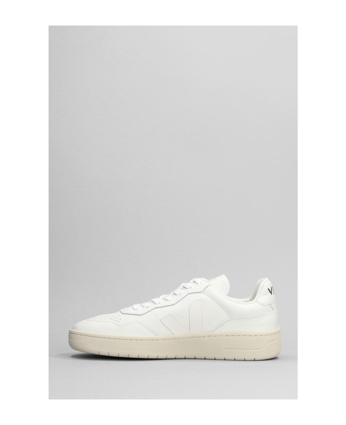 Veja V-90 Sneakers In White Leather - white