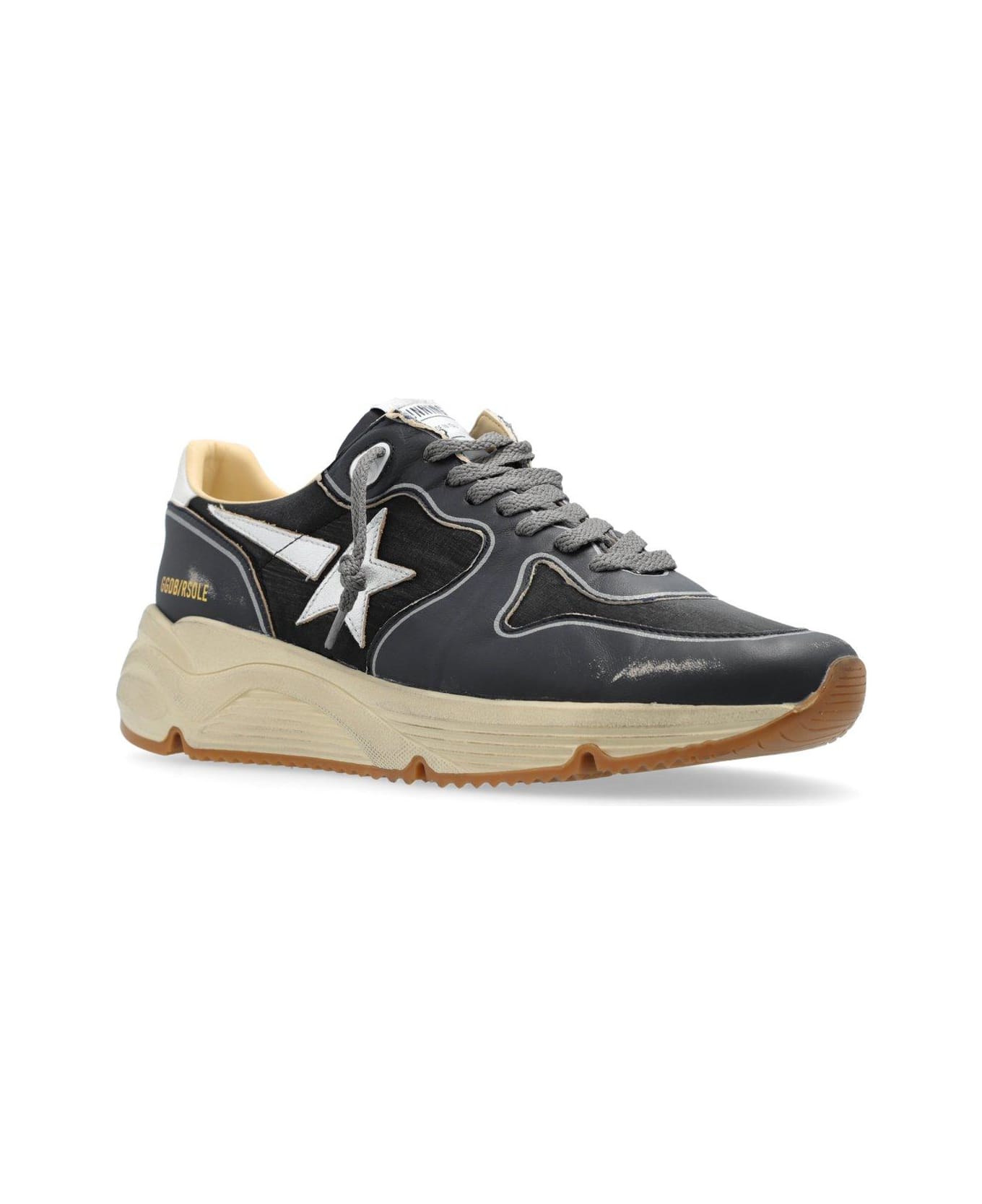 Golden Goose Star Patch Low-top Sneakers