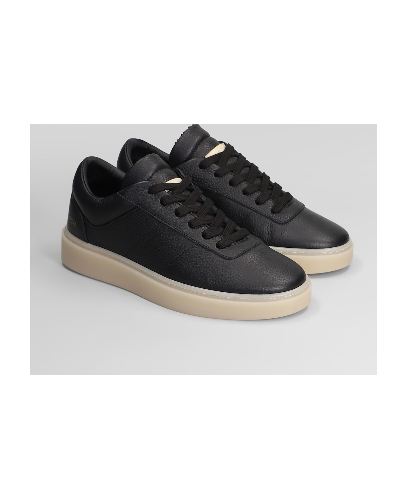 Low Brand Fly Sneakers In Black Leather - black