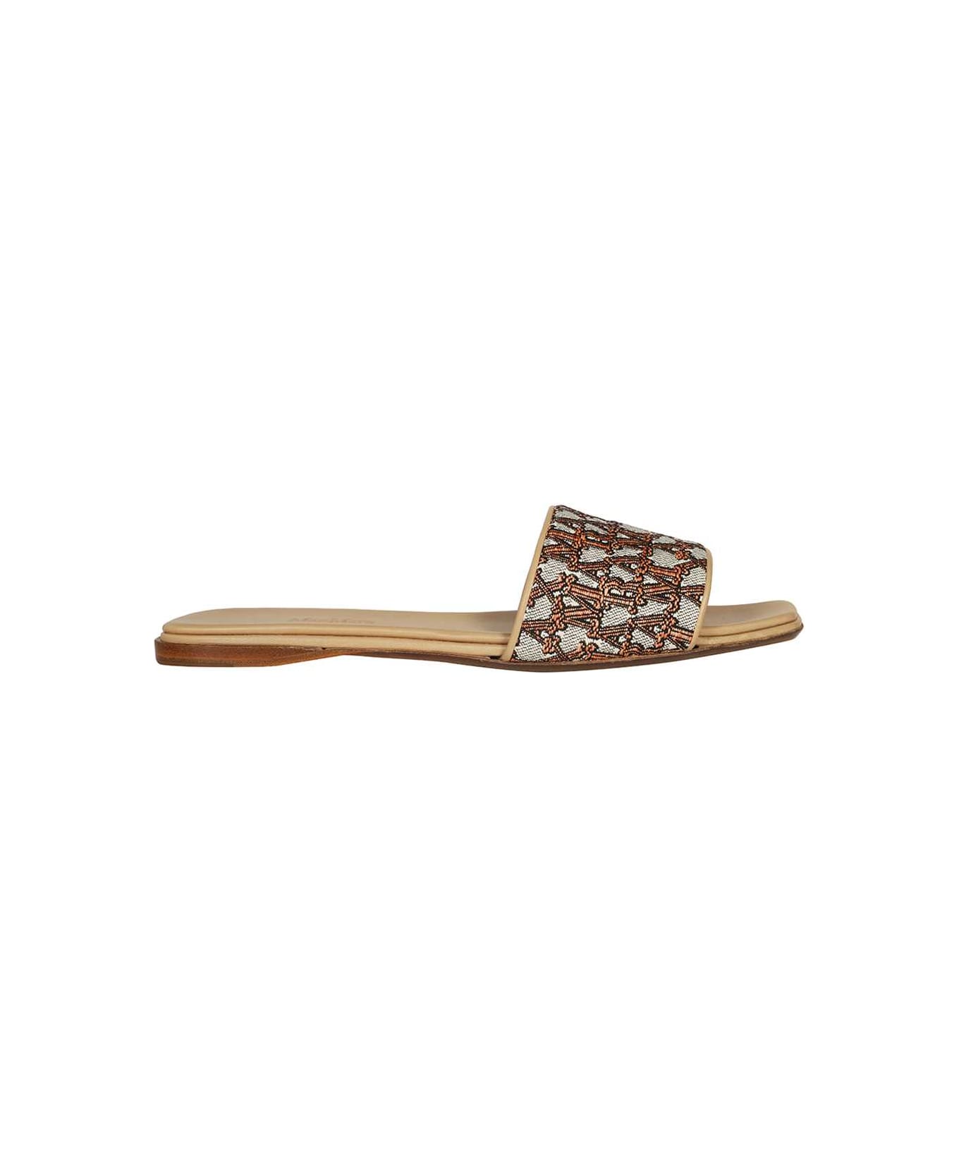 Max Mara Slides With Logo - Beige