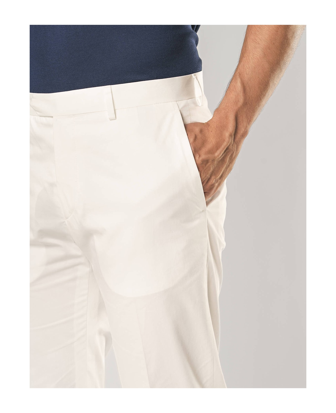 Larusmiani Velvet Trousers Howard Pants - White