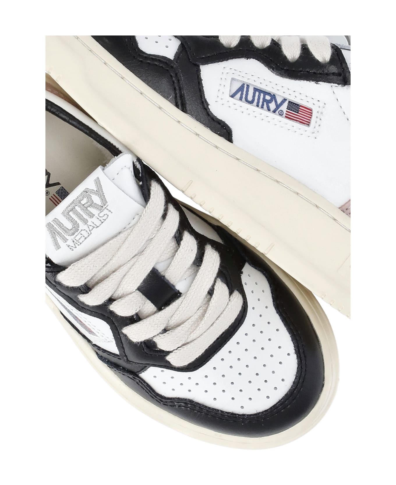 Autry Low Medalist Sneakers - White