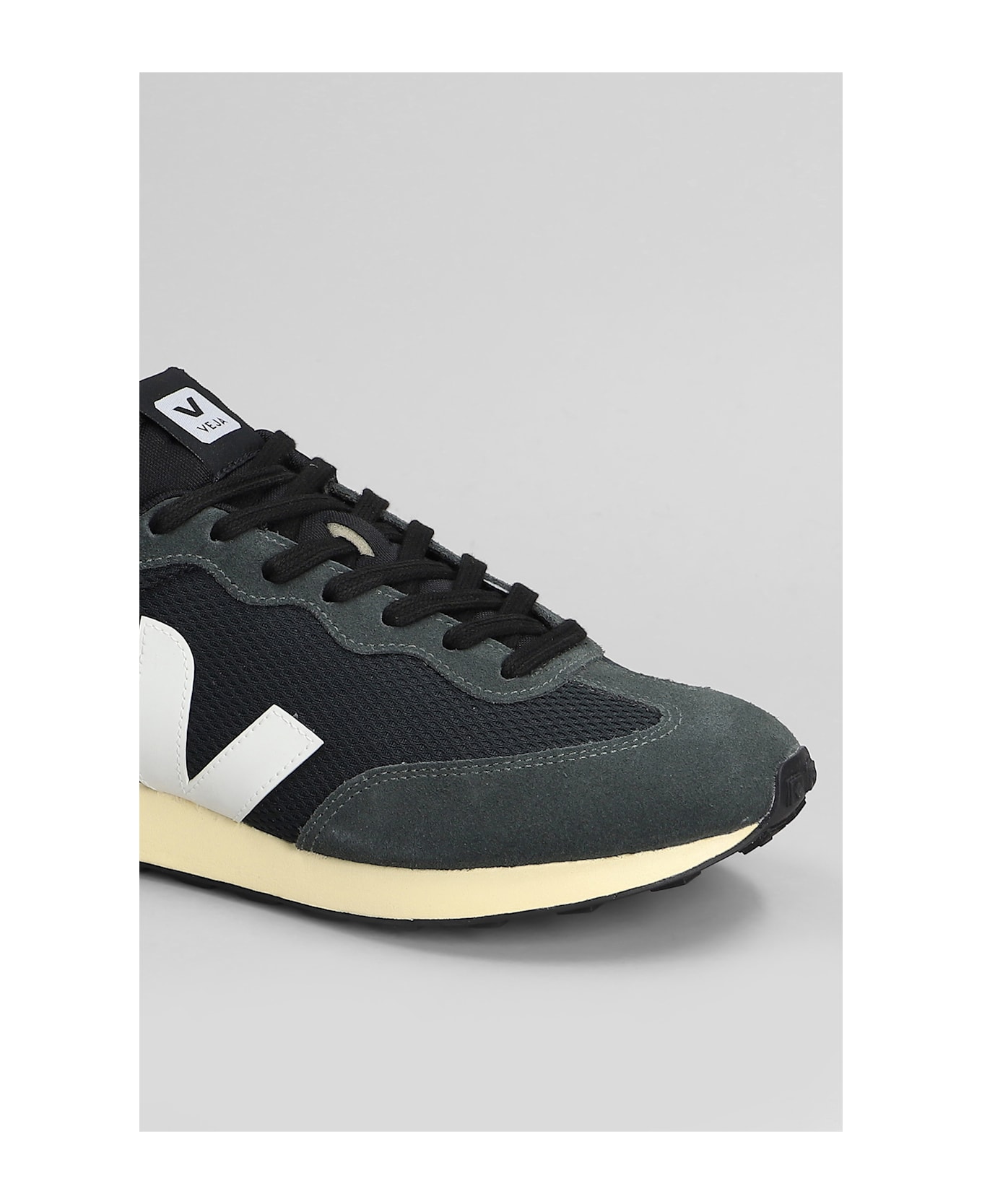 Veja Rio Branco Ii Sneakers In Black Suede And Fabric - black
