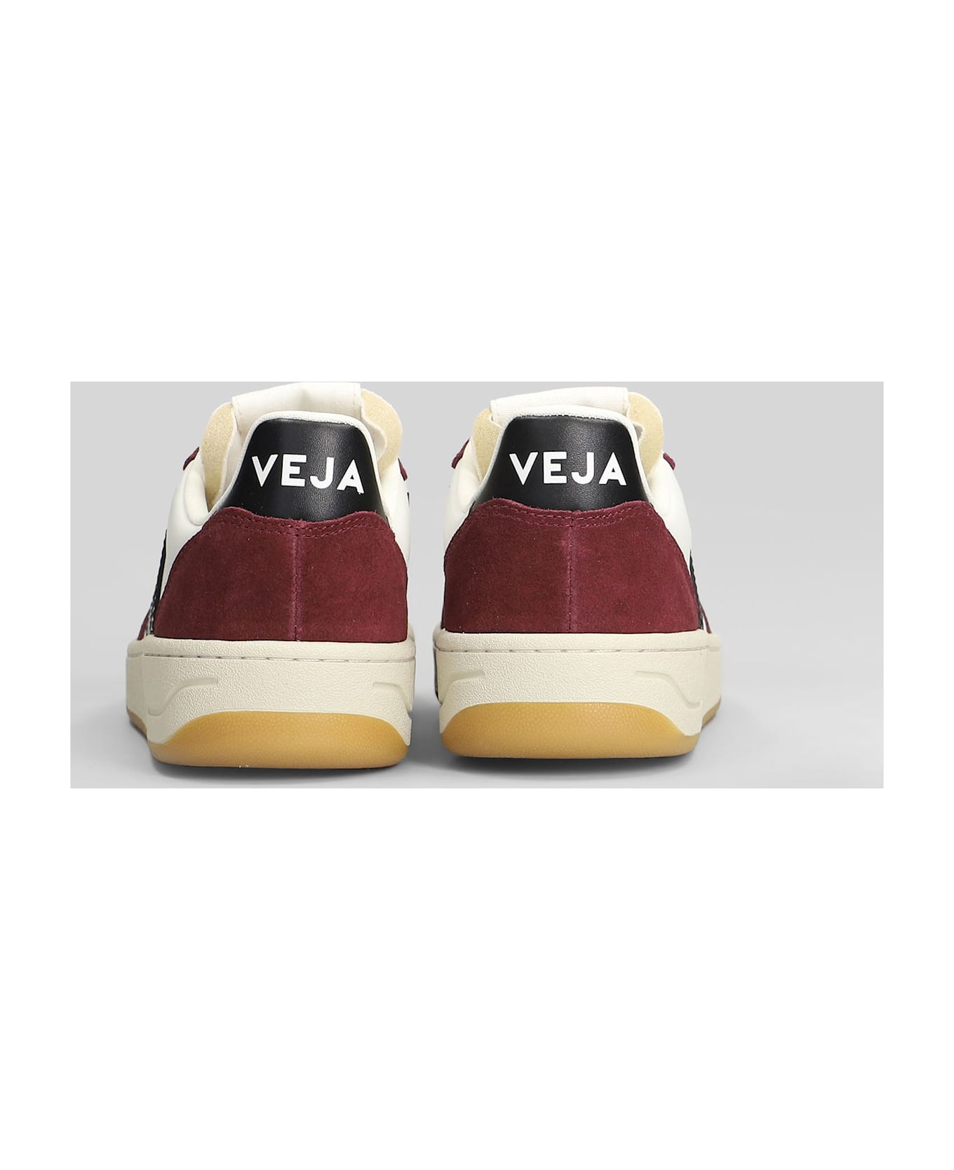 Veja V-10 Sneakers In White Suede And Leather - white