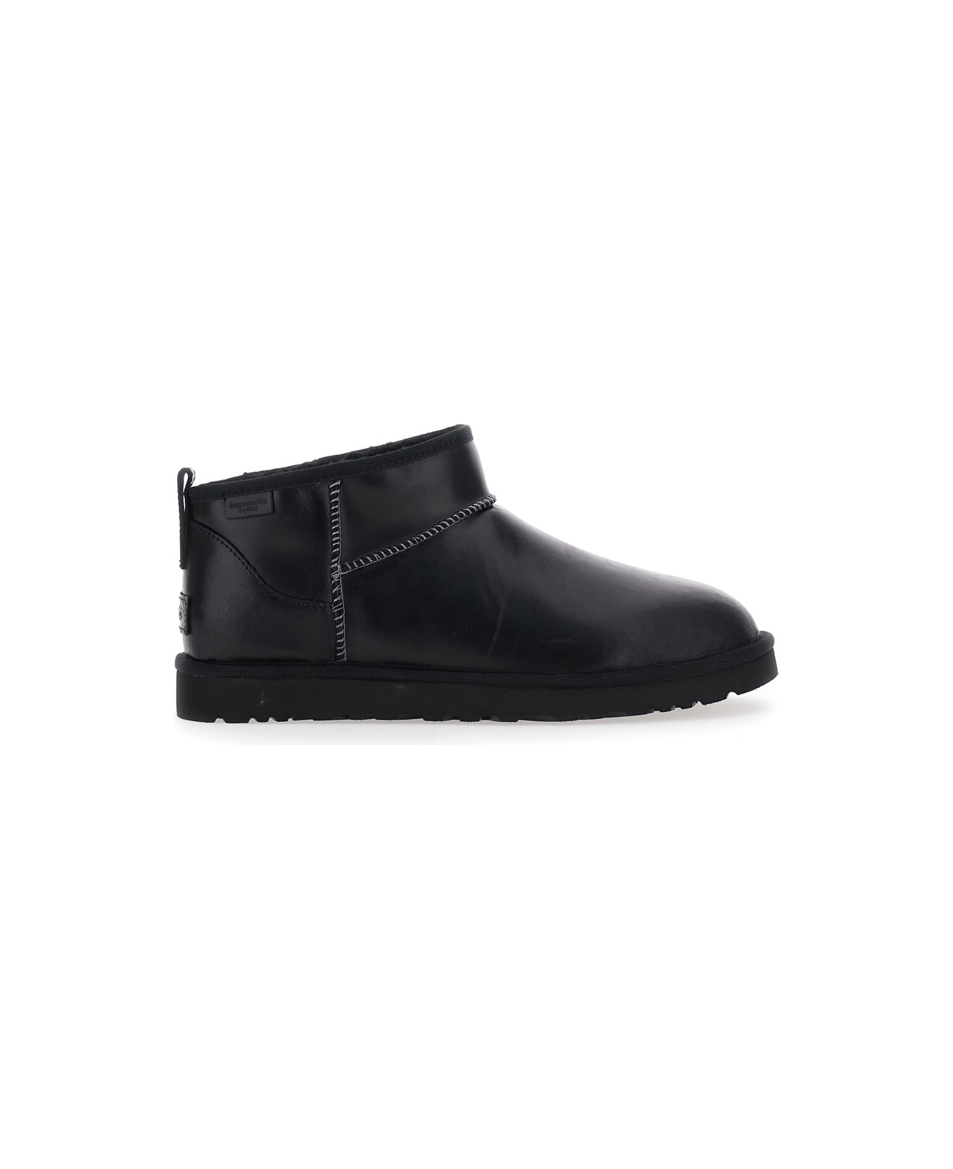 UGG 'ultra Mini' Black Boots With Logo Patch On Back In Leather Man - Black