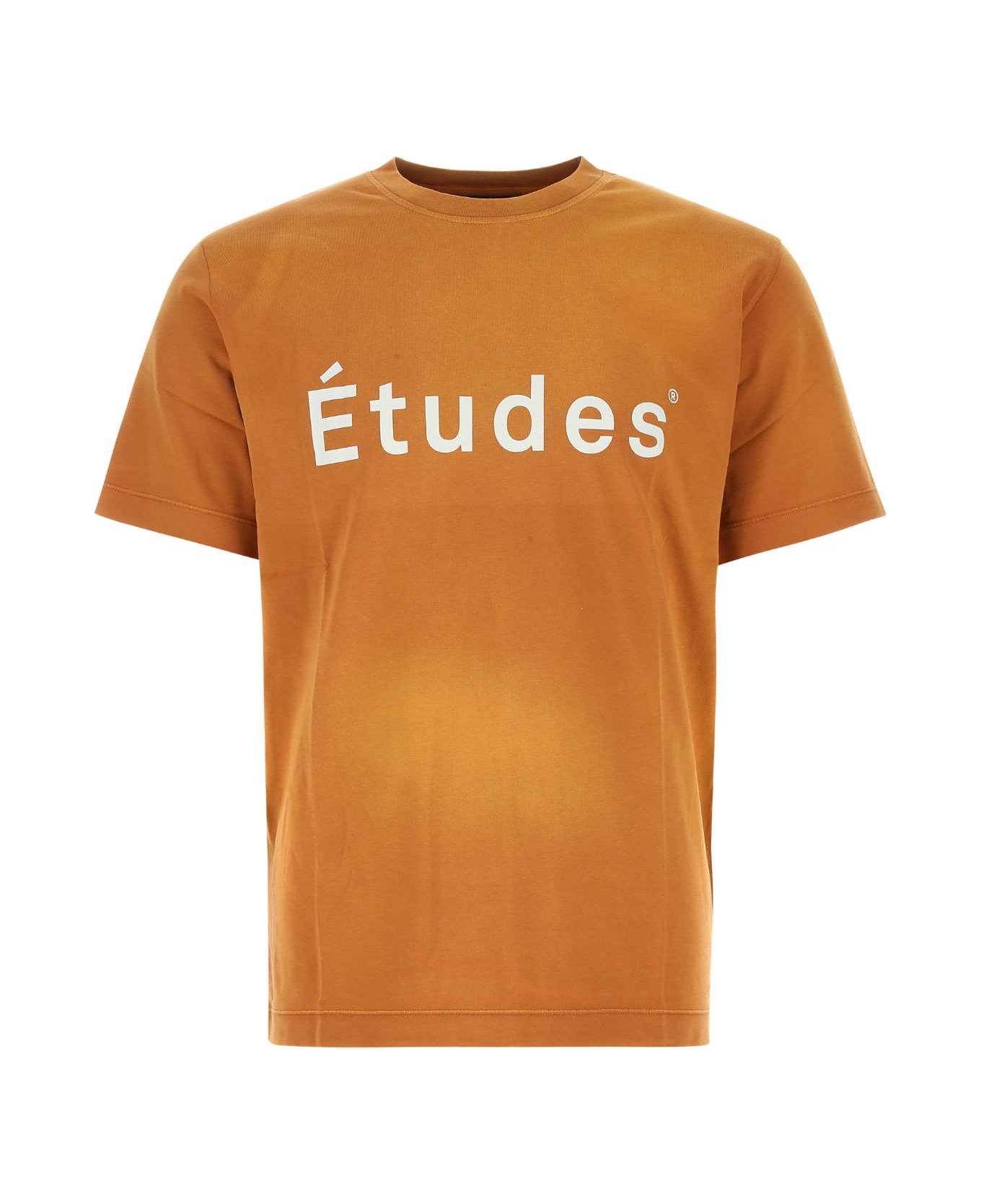 Études Caramel Cotton T-shirt - SPRAYBROWN