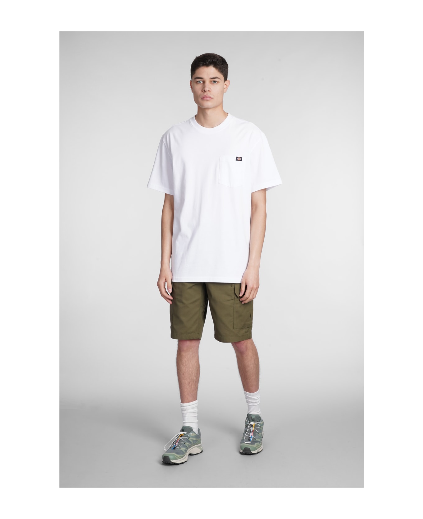 Dickies Shorts In Green Cotton - Verde