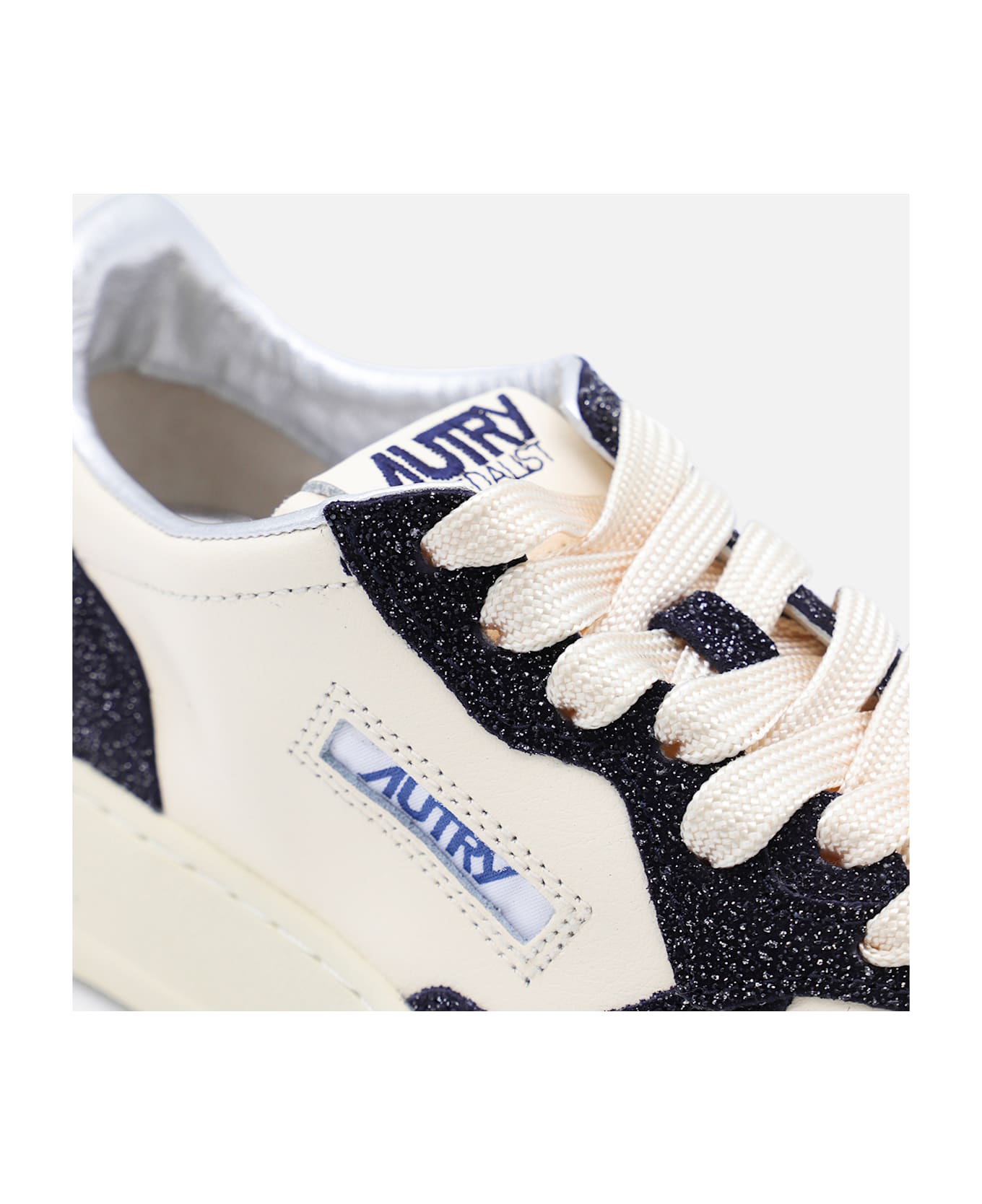 Autry Beige And Blue Leather Medalist Low Sneakers - MARSH/BLUE