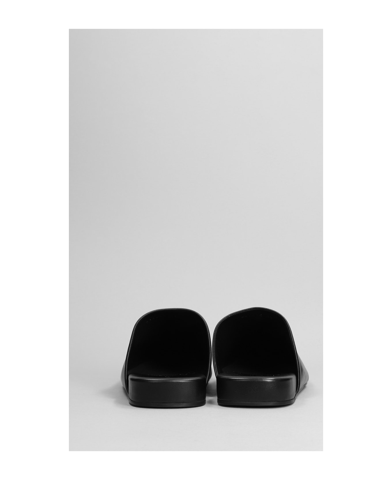 Balenciaga Flats In Black Leather - black