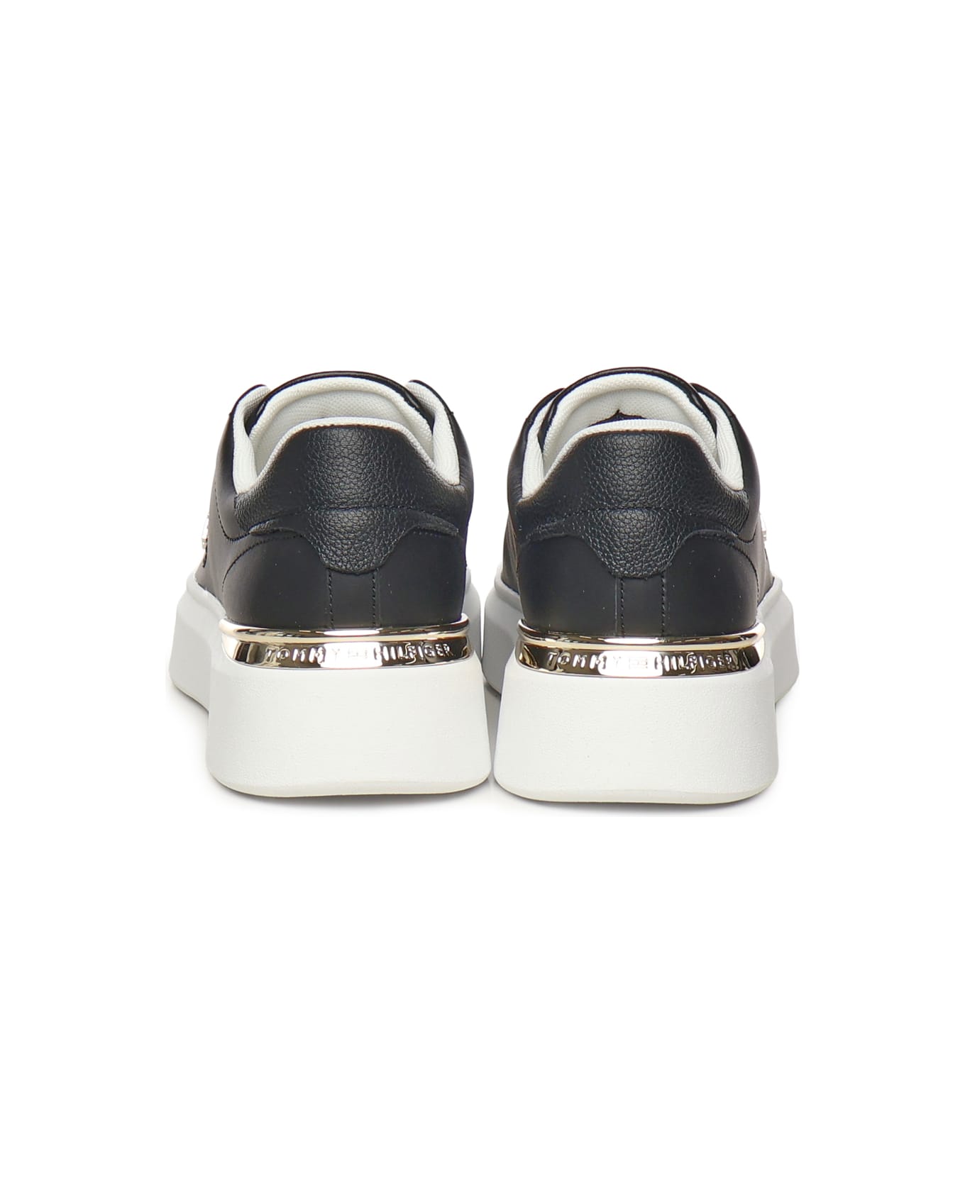 Tommy Hilfiger Leather Sneakers With Monogram - Black