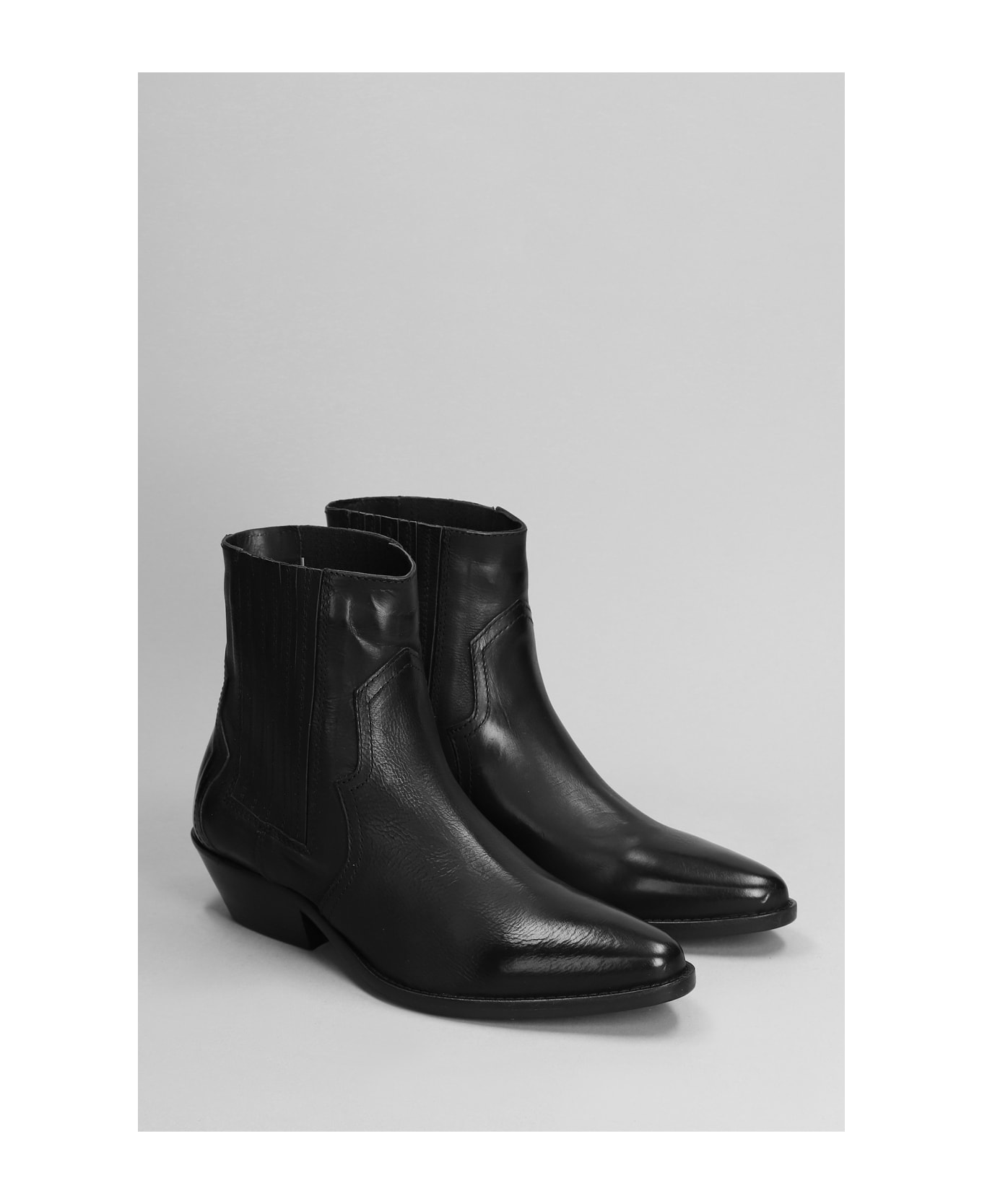Julie Dee Texan Ankle Boots In Black Leather - black