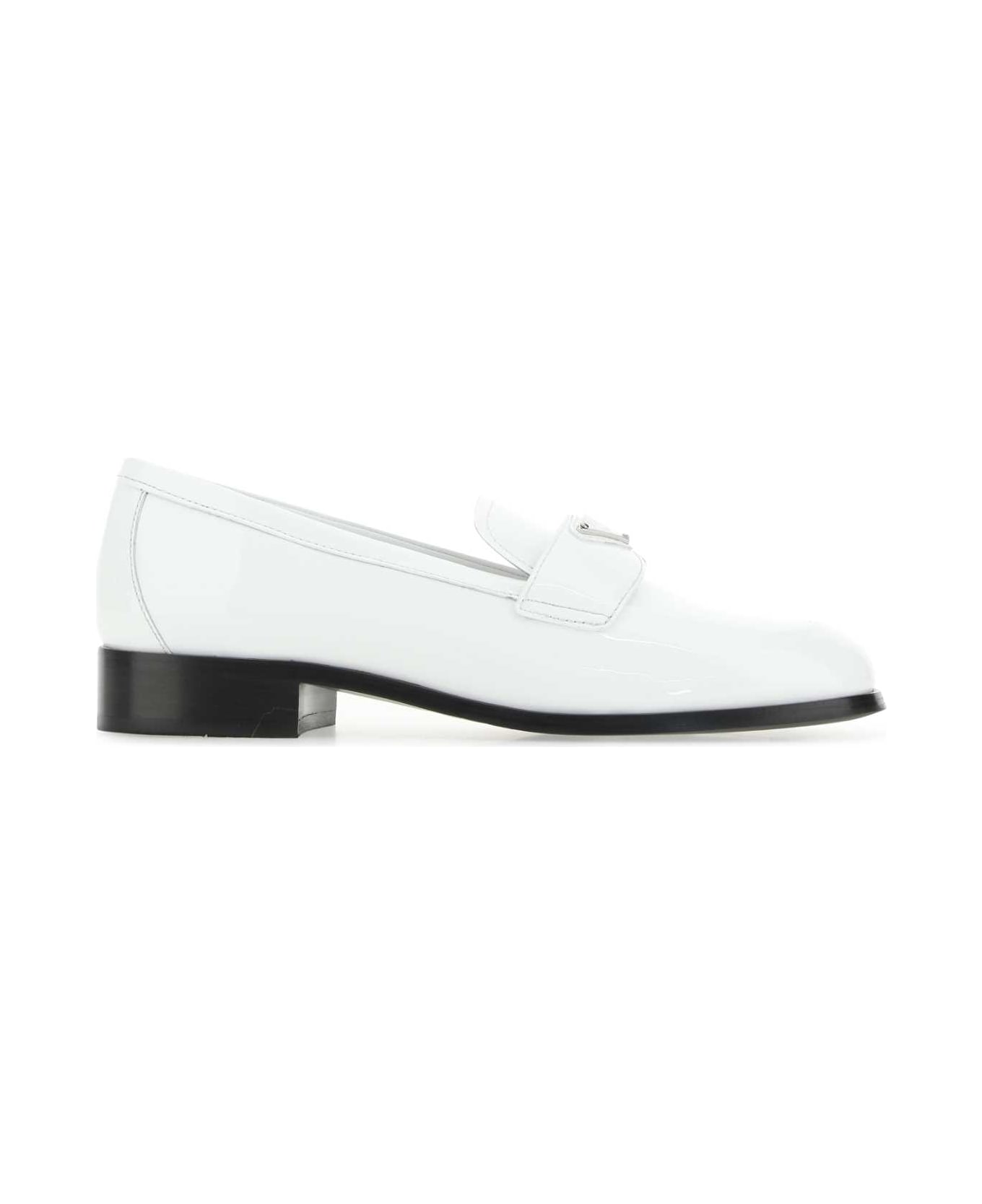 Prada White Leather Loafers - F0009 フラットシューズ