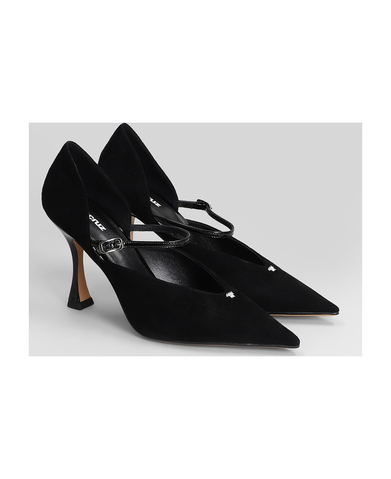 Lola Cruz Pumps In Black Suede - black