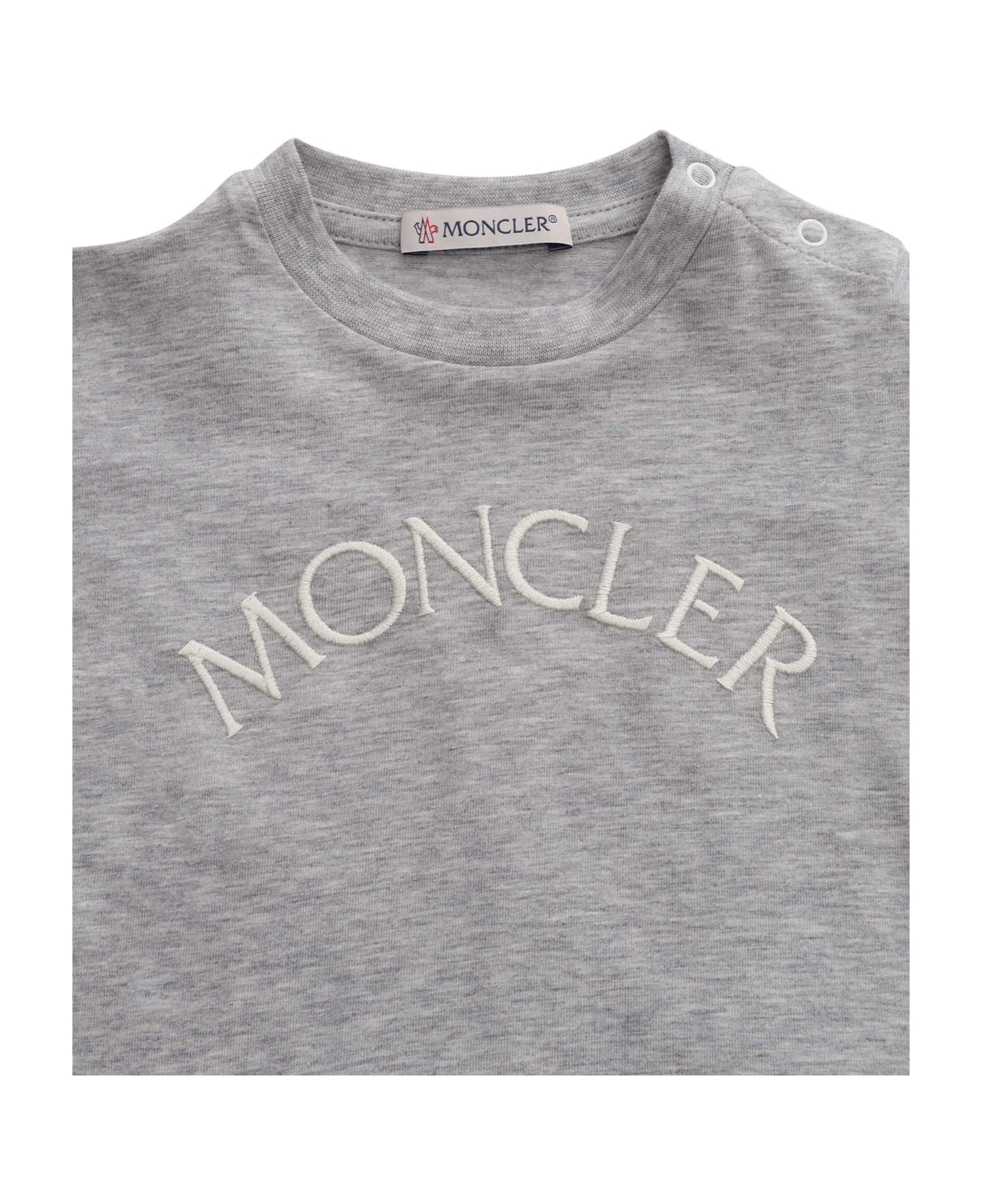 Moncler Logo T-shirt - GREY