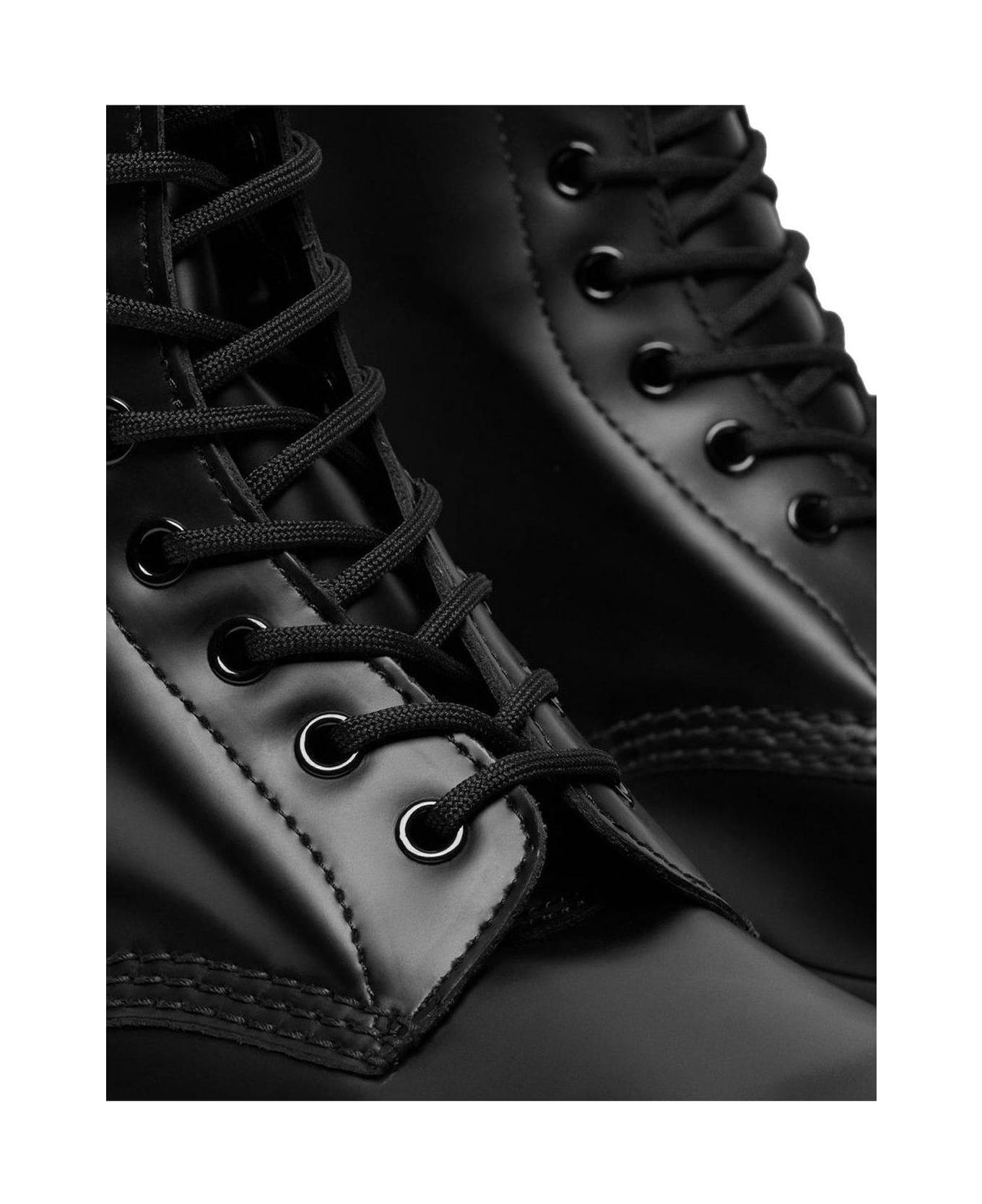 Dr. Martens 1490 Smooth Lace-up Boots シューズ