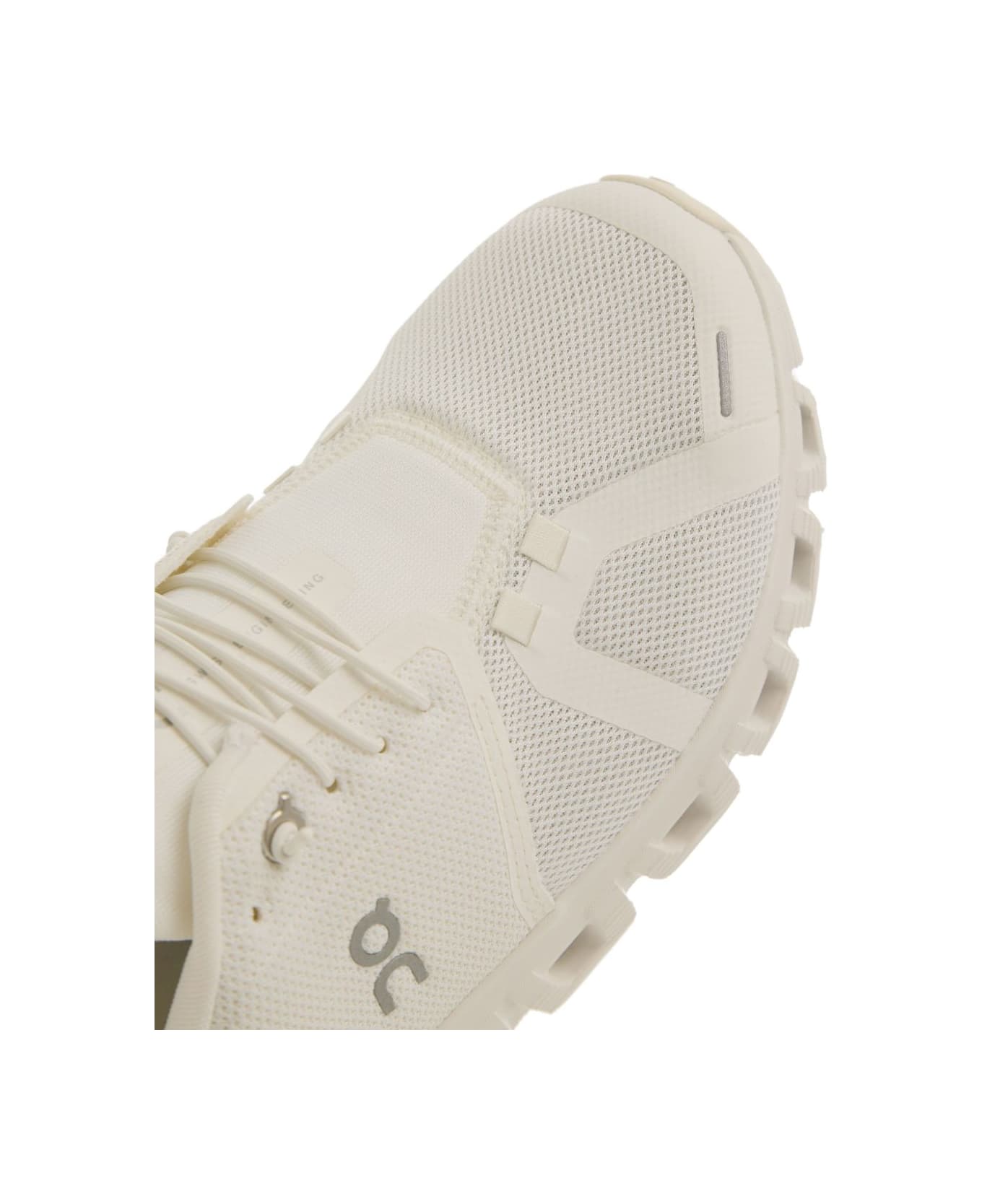 ON Cloud 6 Sneakers - White