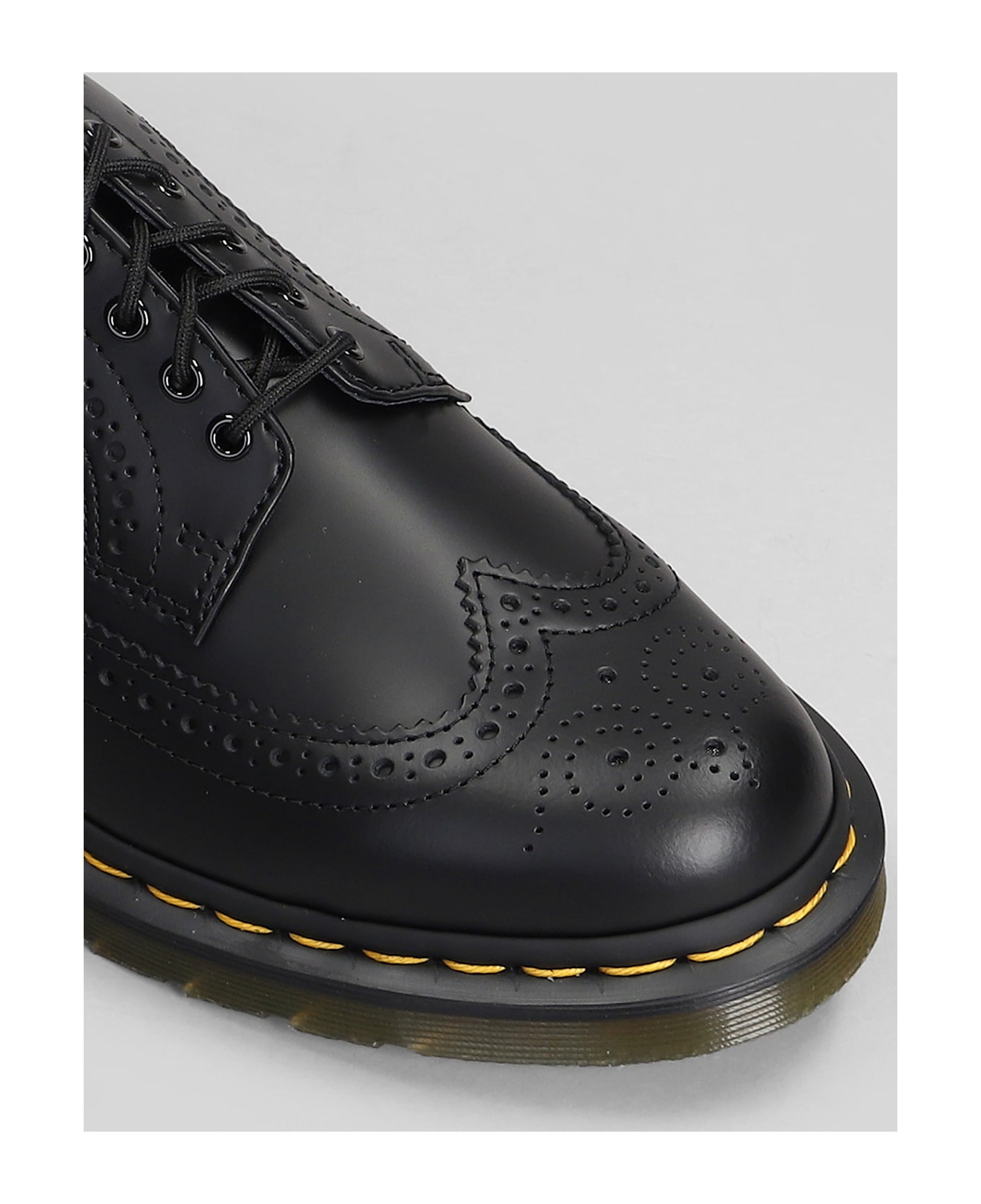 Dr. Martens 3989 Ys Lace Up Shoes In Black Leather - Black