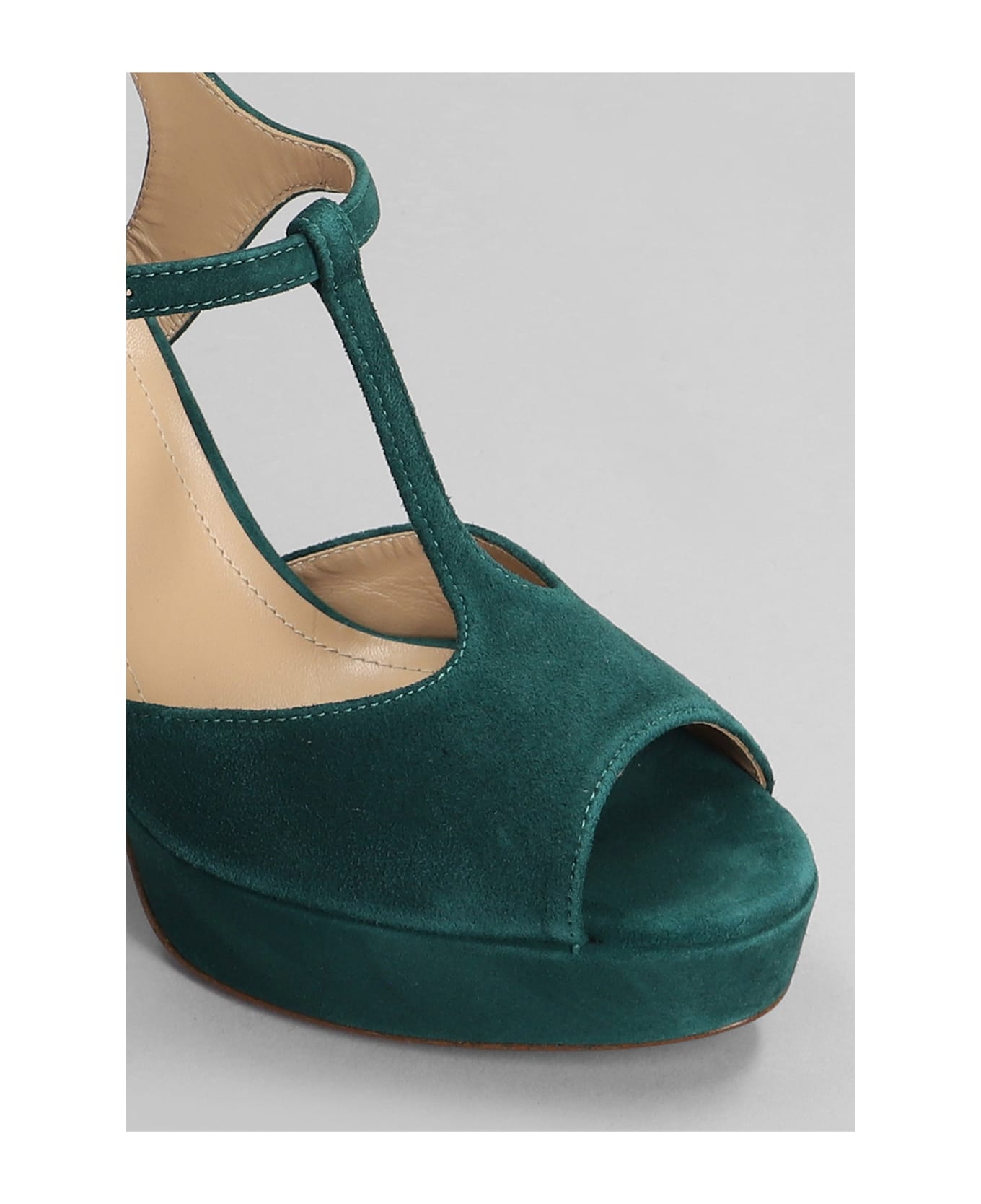 Relac Sandals In Green Suede - green