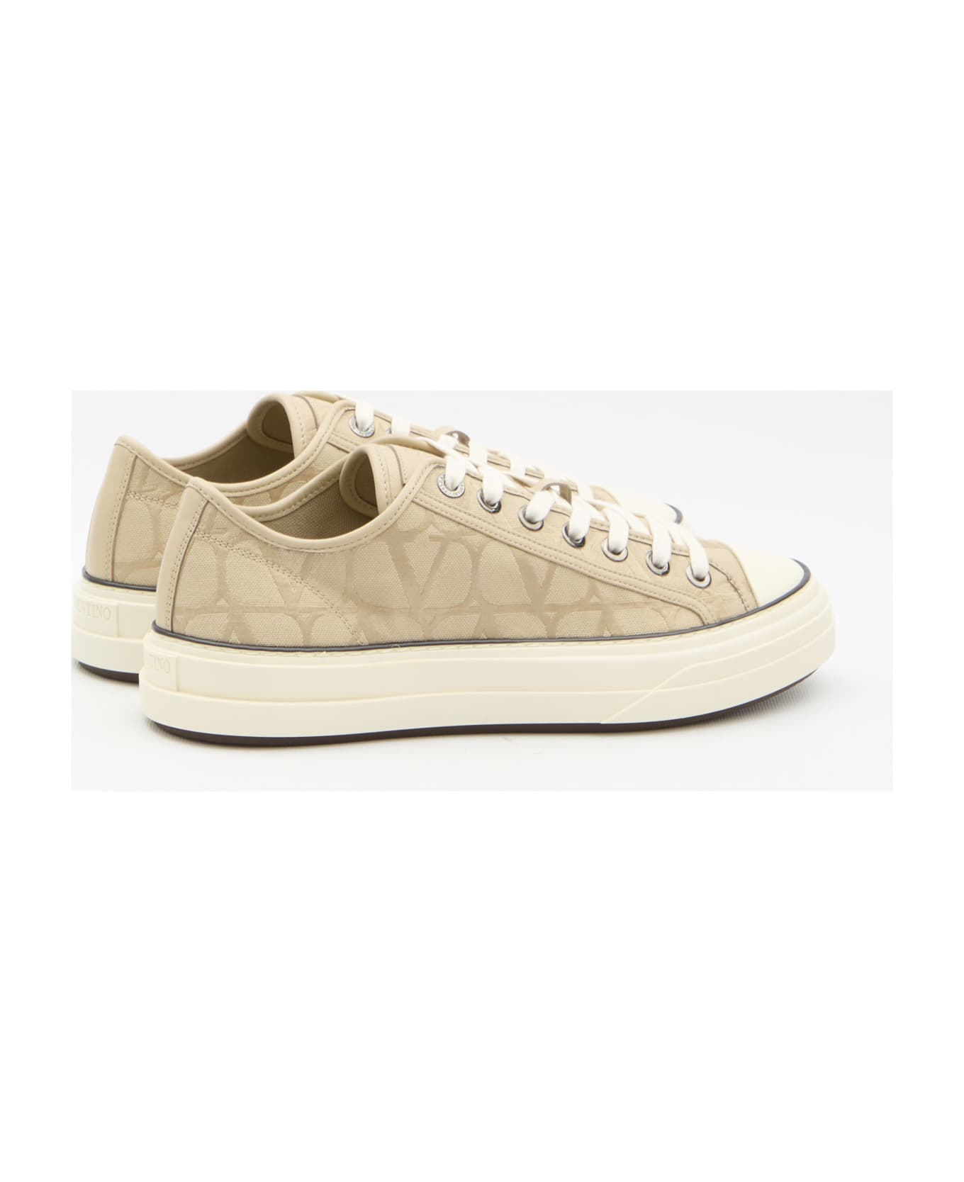 Valentino Garavani Totaloop Low-top Sneakers