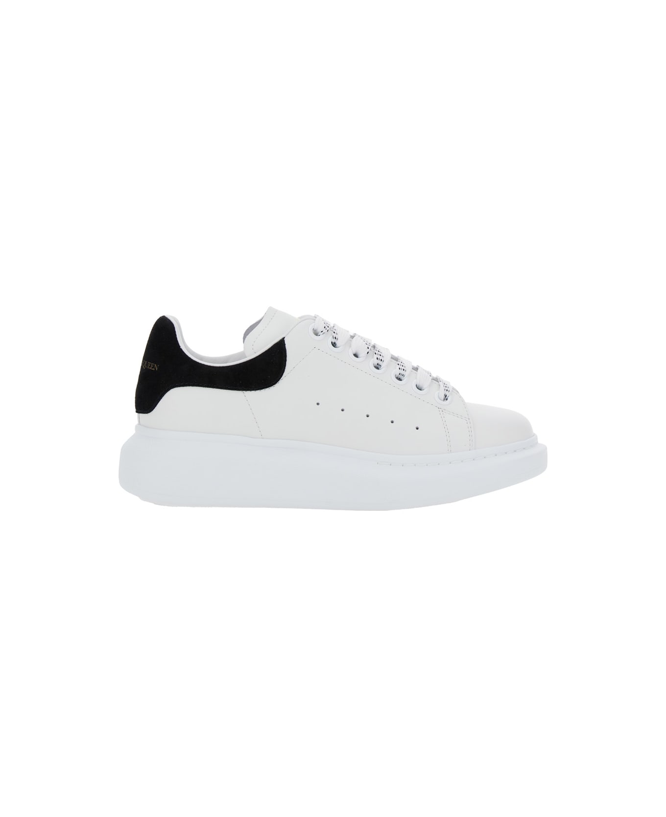 Alexander McQueen Black And White Low Top Sneakers With Logo Lettering On The Tongue And Contrasting Heel With Logo Lettering In Leather Woman - White/black