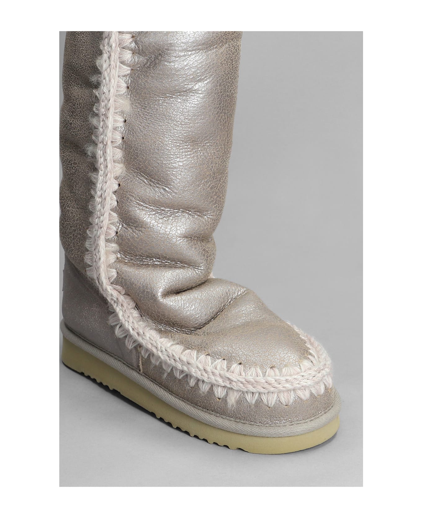 Mou Eskimo 40 Low Heels Boots In Beige Suede - beige