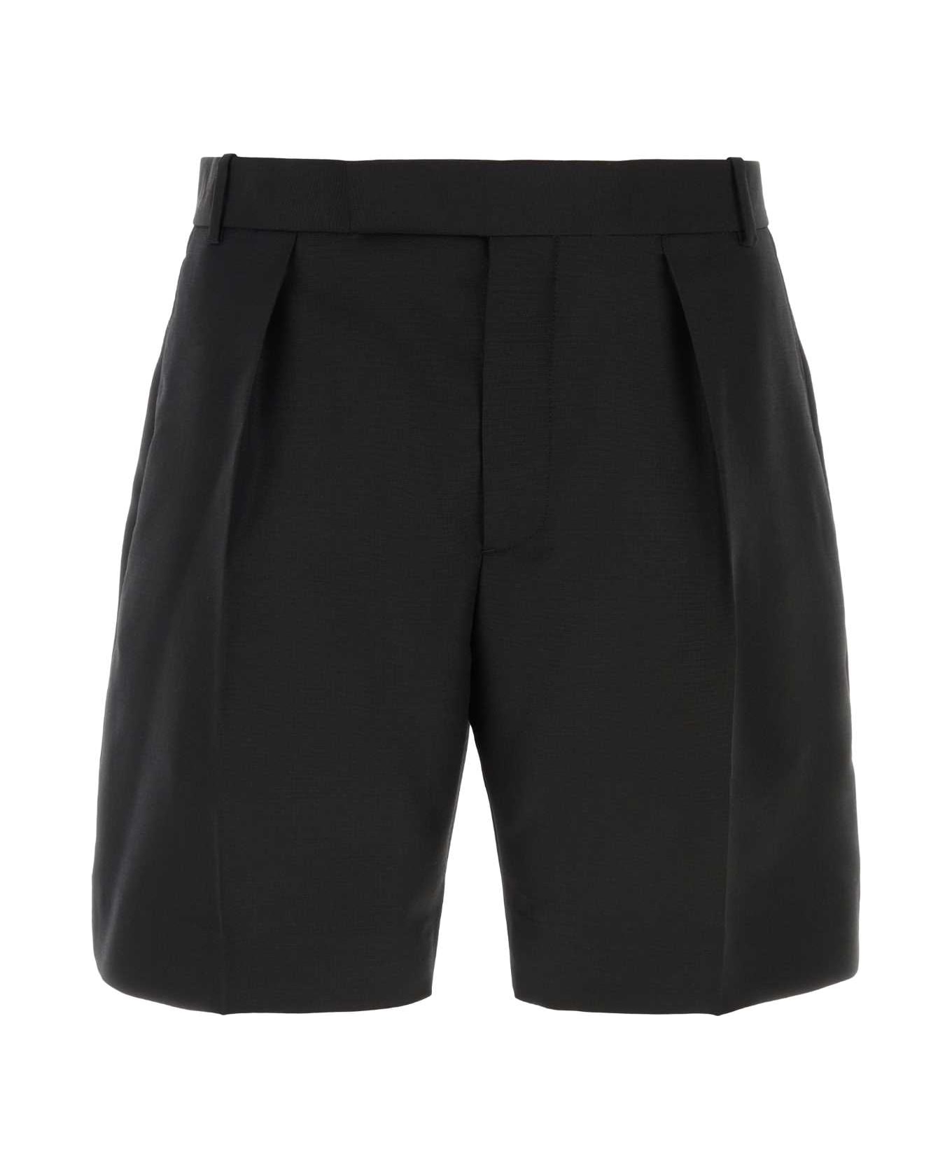 Alexander McQueen Bermuda Shorts - Black ショートパンツ