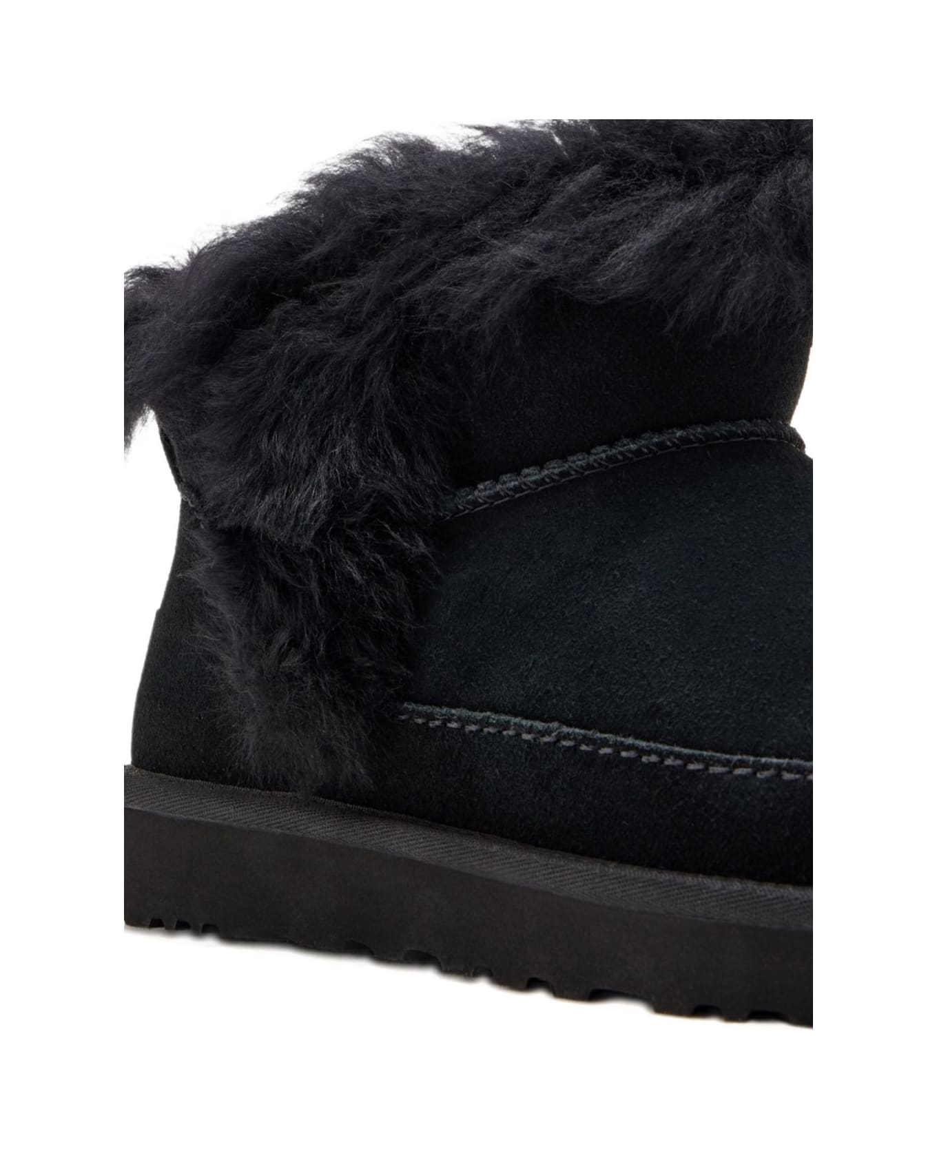 UGG Classic Ultra Mini Chalet Boots - Black