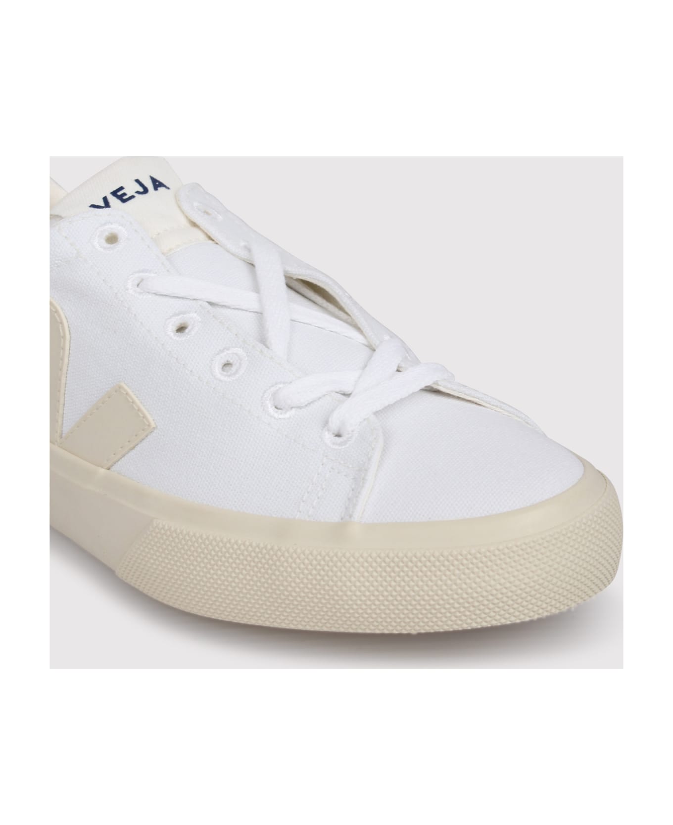 Veja Campo Sneakers - White スニーカー