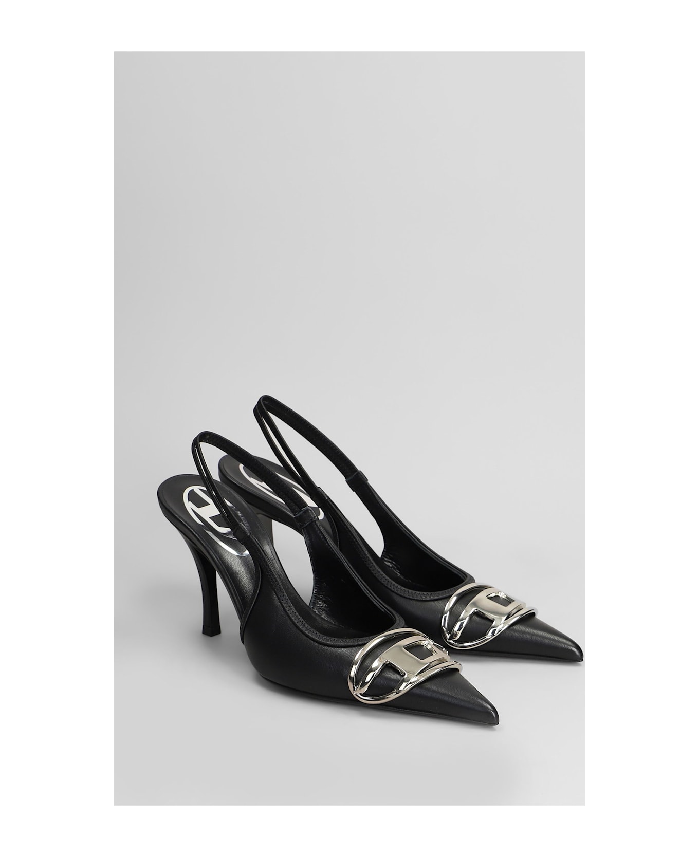 Diesel D Venus Pumps In Black Leather - black