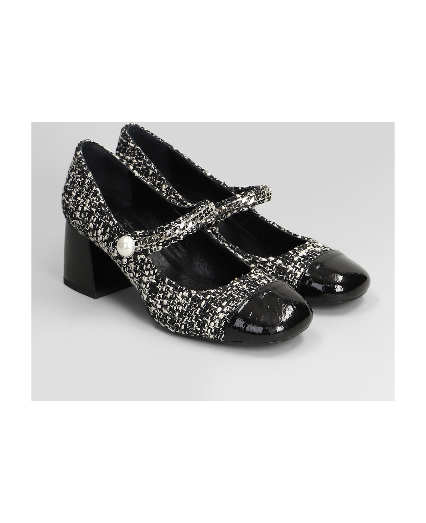 Roberto Festa Mame Pumps In Black Fabric - black