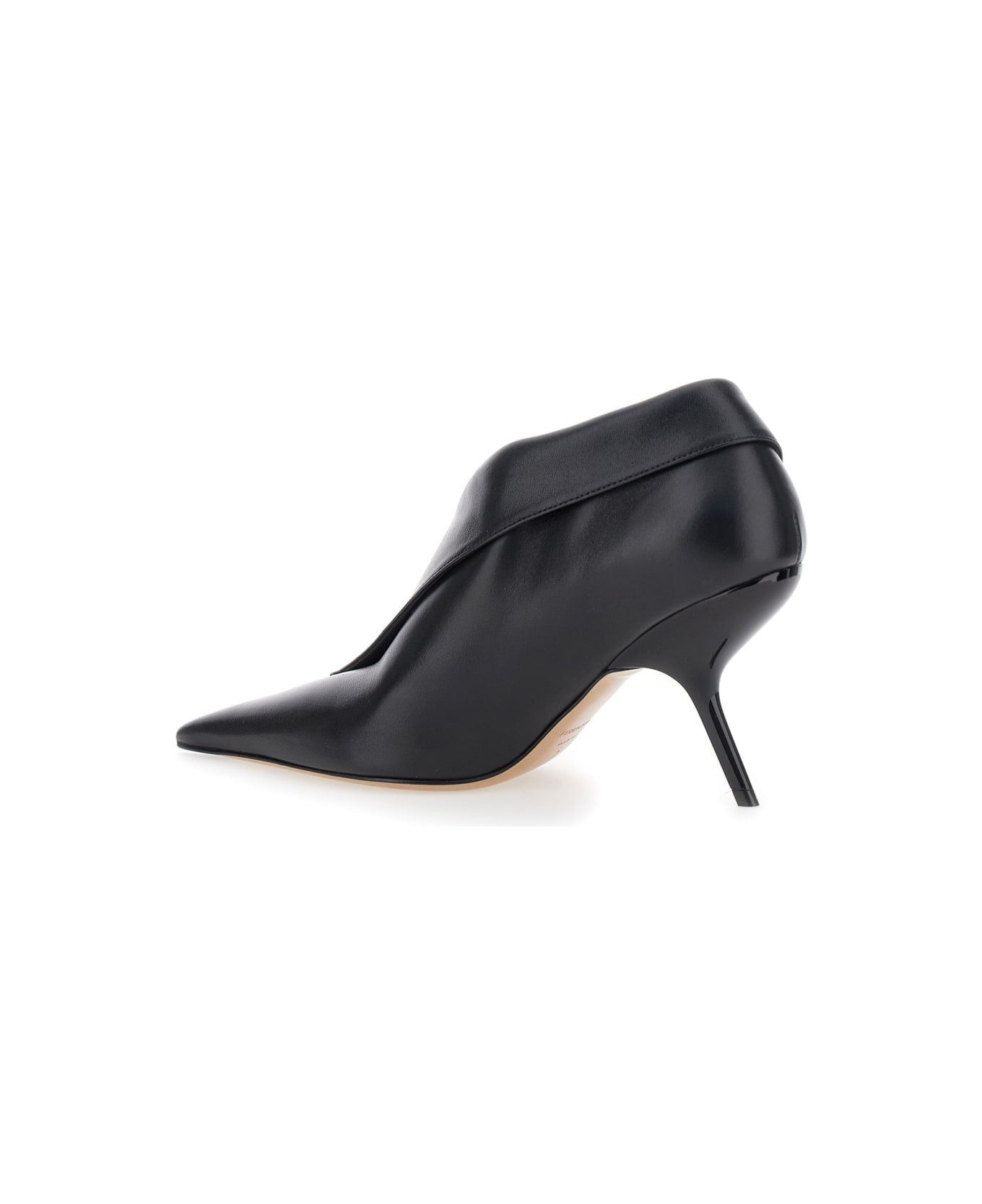 Ferragamo Black Pumps With Pointed Design And Side Opening Detail In Leather Woman - Black