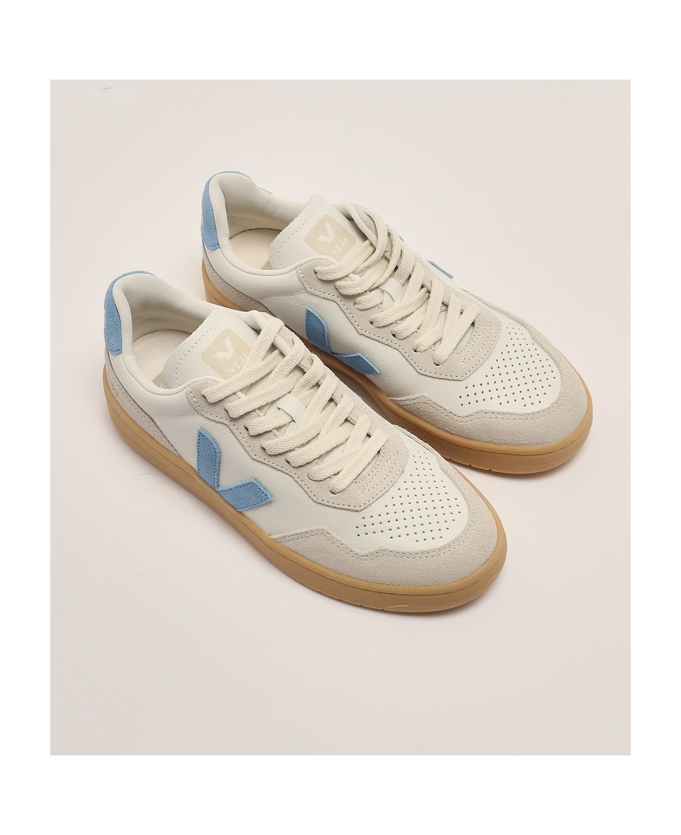 Veja Leather Sneaker - GHIACCIO-AVIO