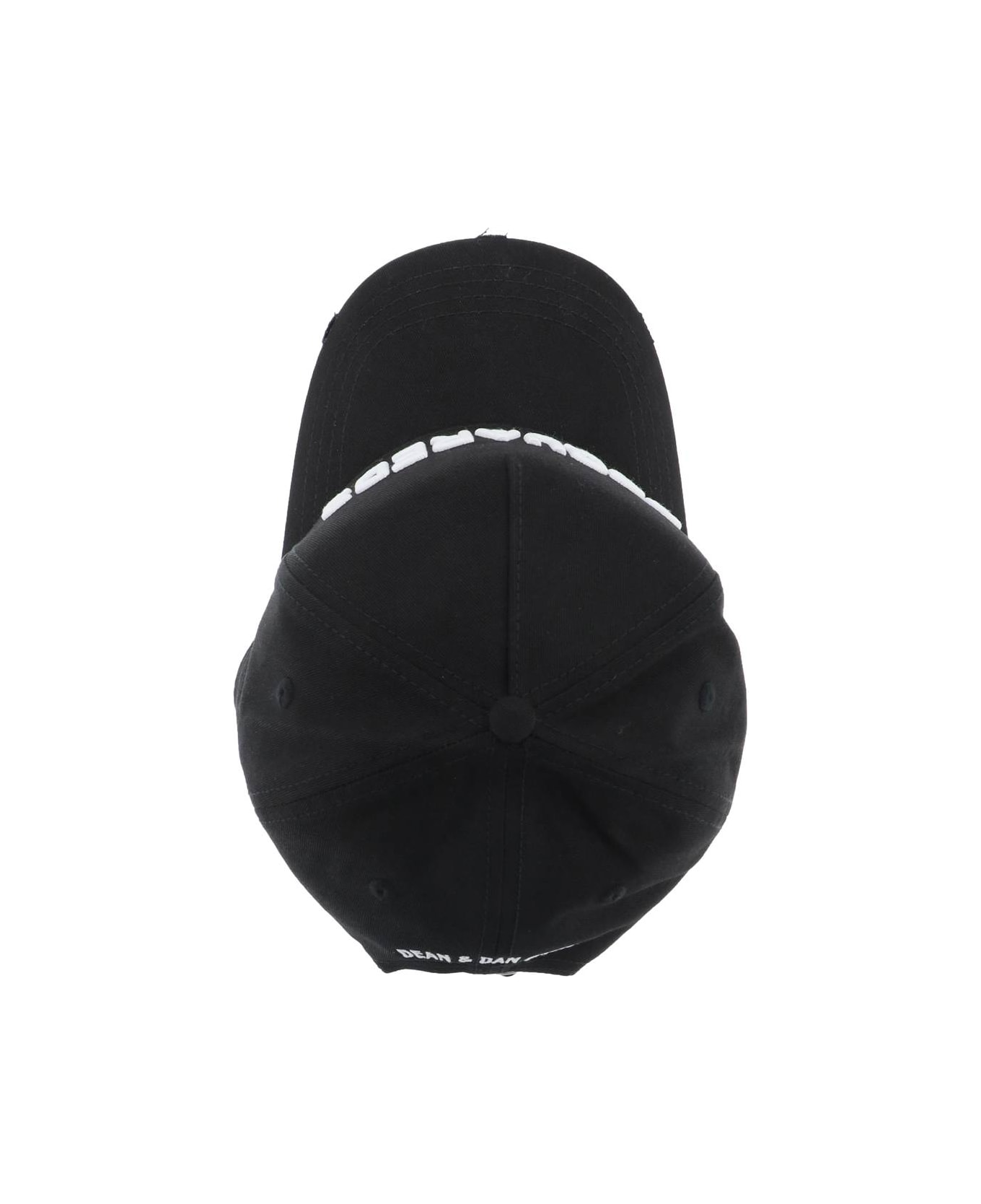 Dsquared2 Embroidered Baseball Cap - M063