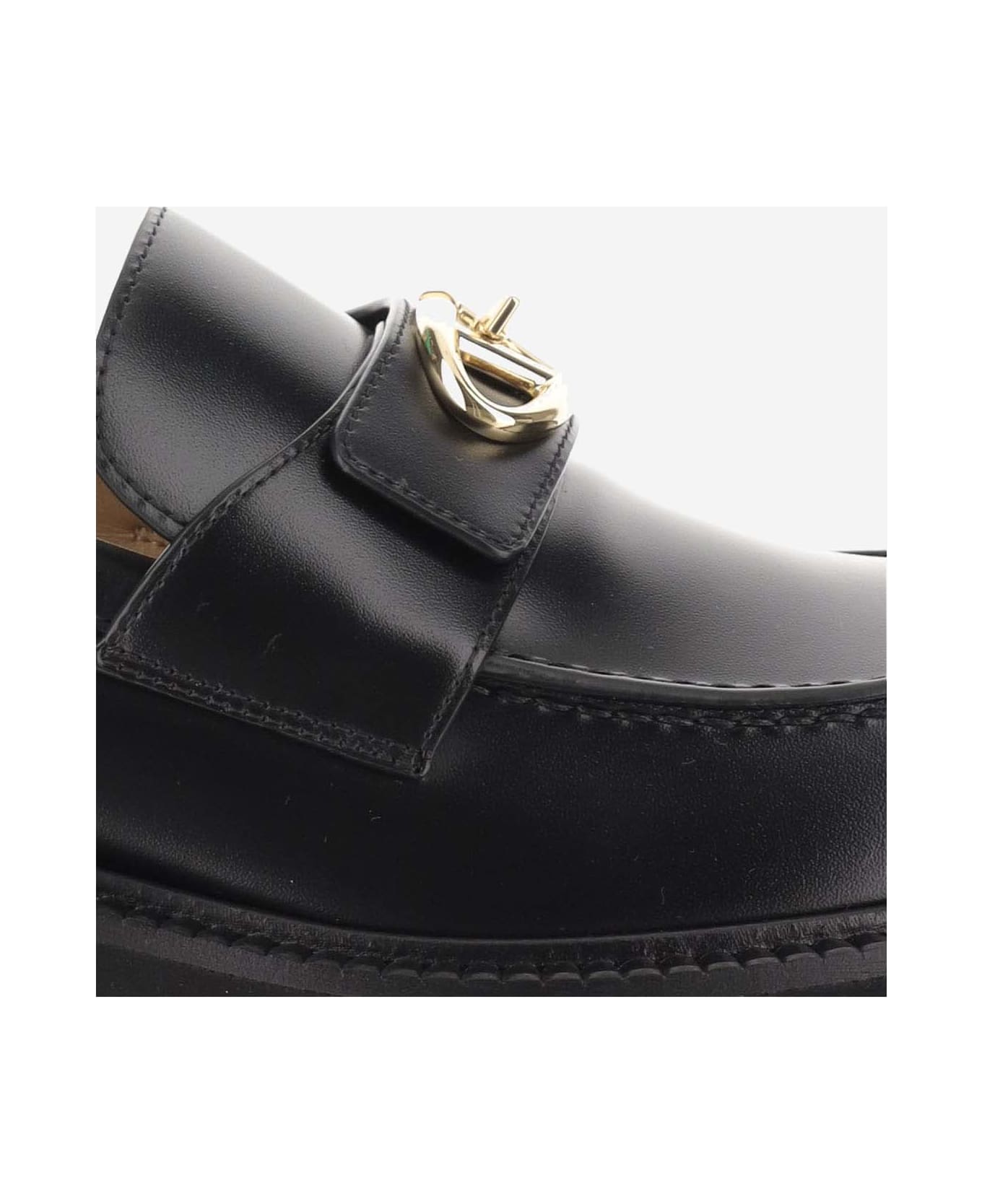 Valentino Garavani Vlogo Loafers - NERO