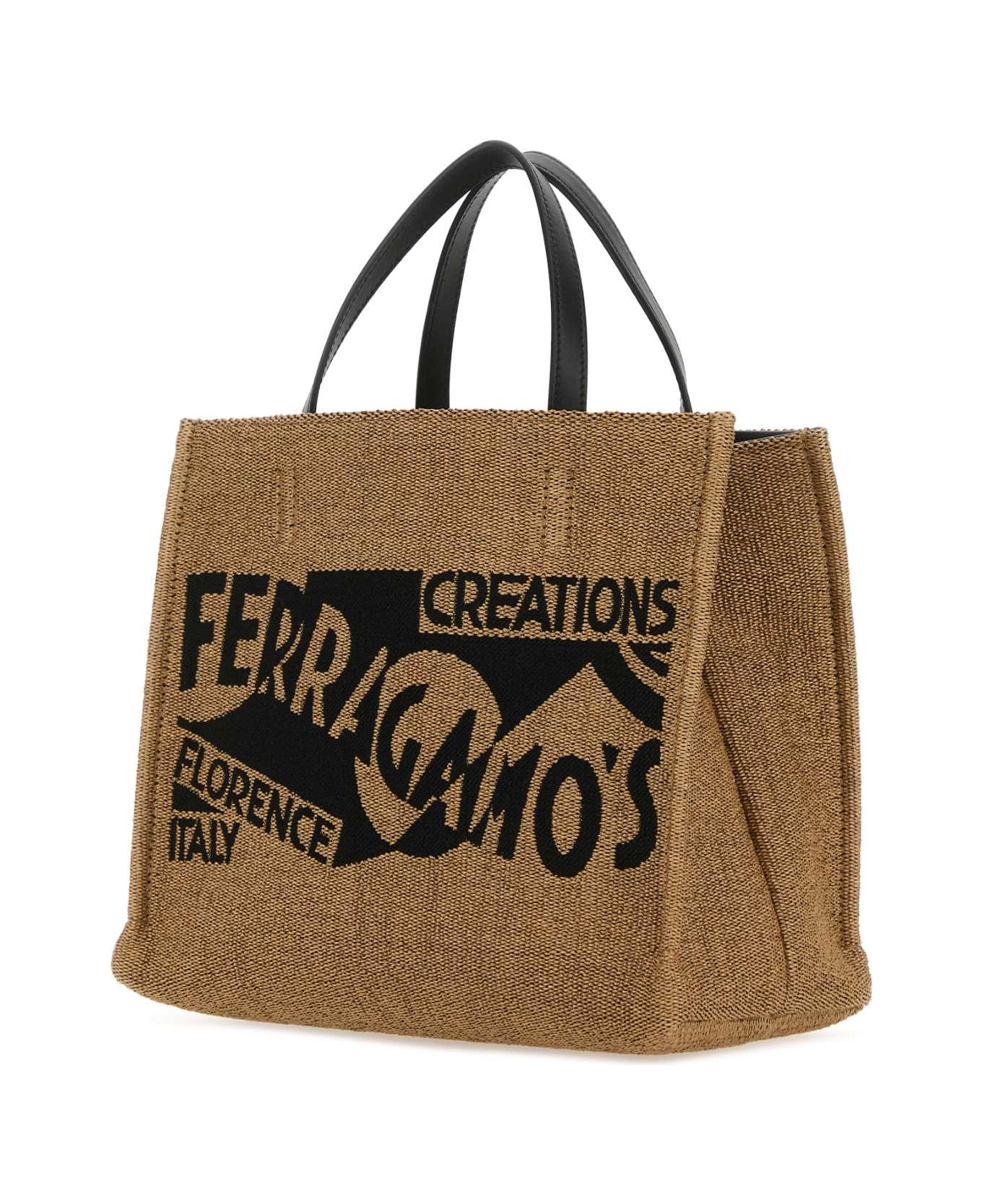【送料&関税込】Ferragamo Camel Raffia Small Tt Sign Shoppin Ferragamo Camel Raffia Small Tt Sign Shopping Bag | italist