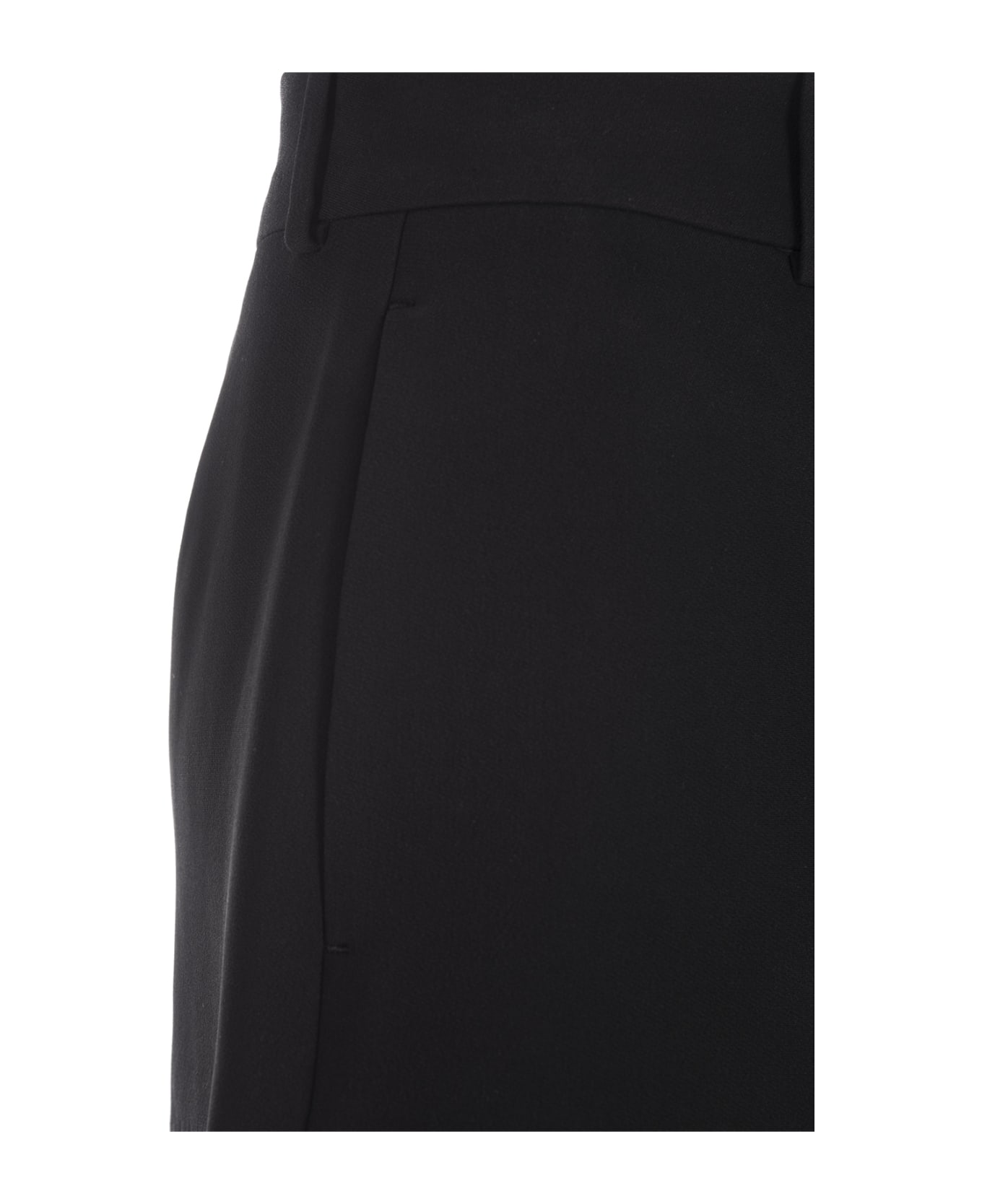 Ermanno Scervino Black Tailored Shorts - Black ショートパンツ