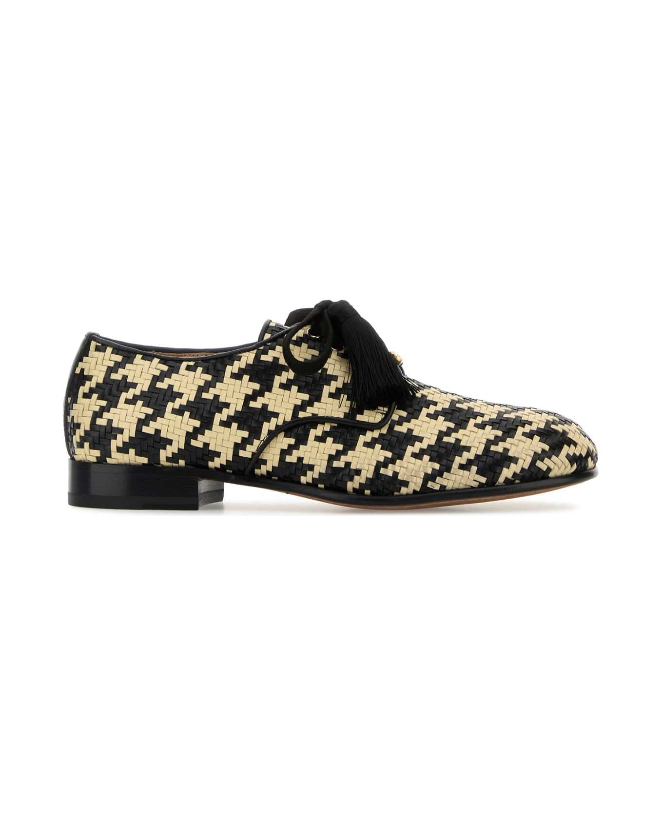 Valentino Garavani Two-tone Leather Vlogo Signature Lace-up Shoes - SHELLNERO