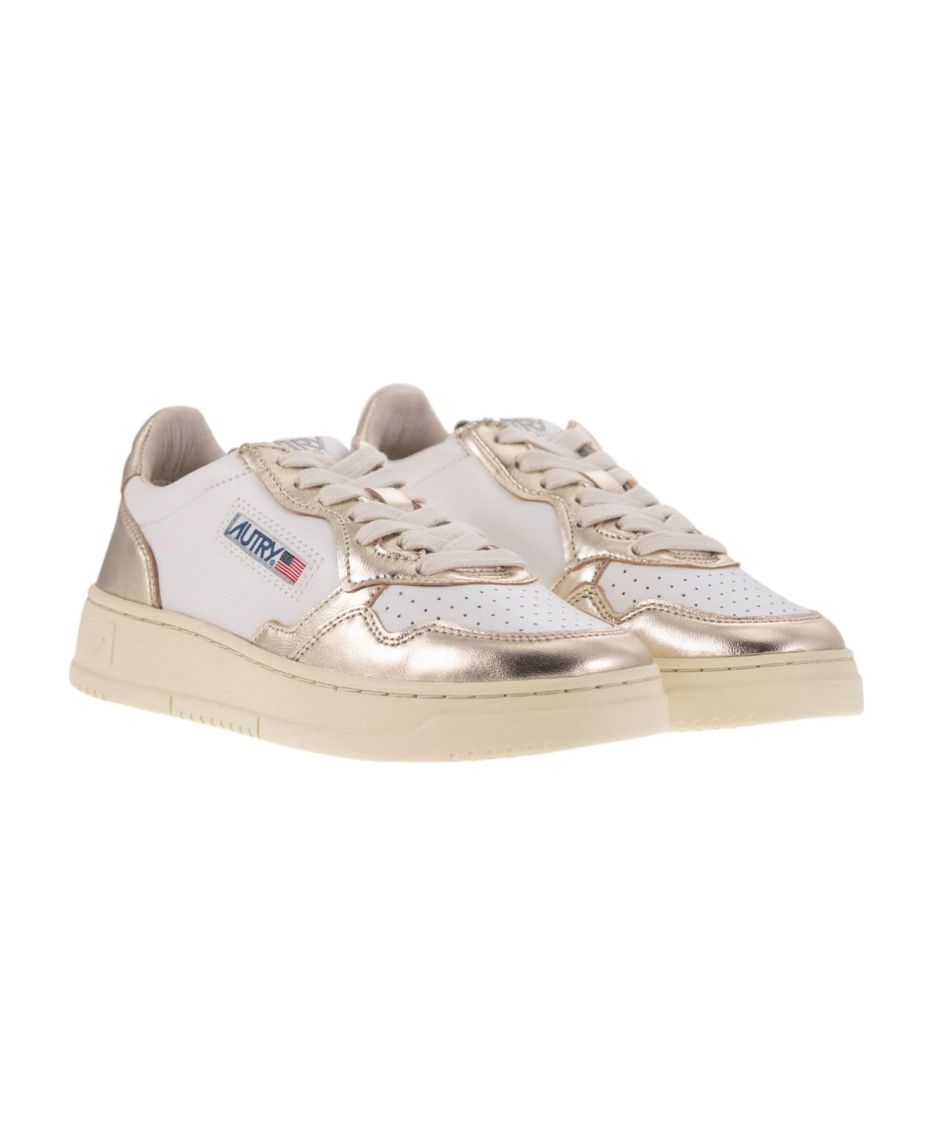 Autry Platinum And White Two-tone Leather Medalist Low Sneakers - Platino スニーカー