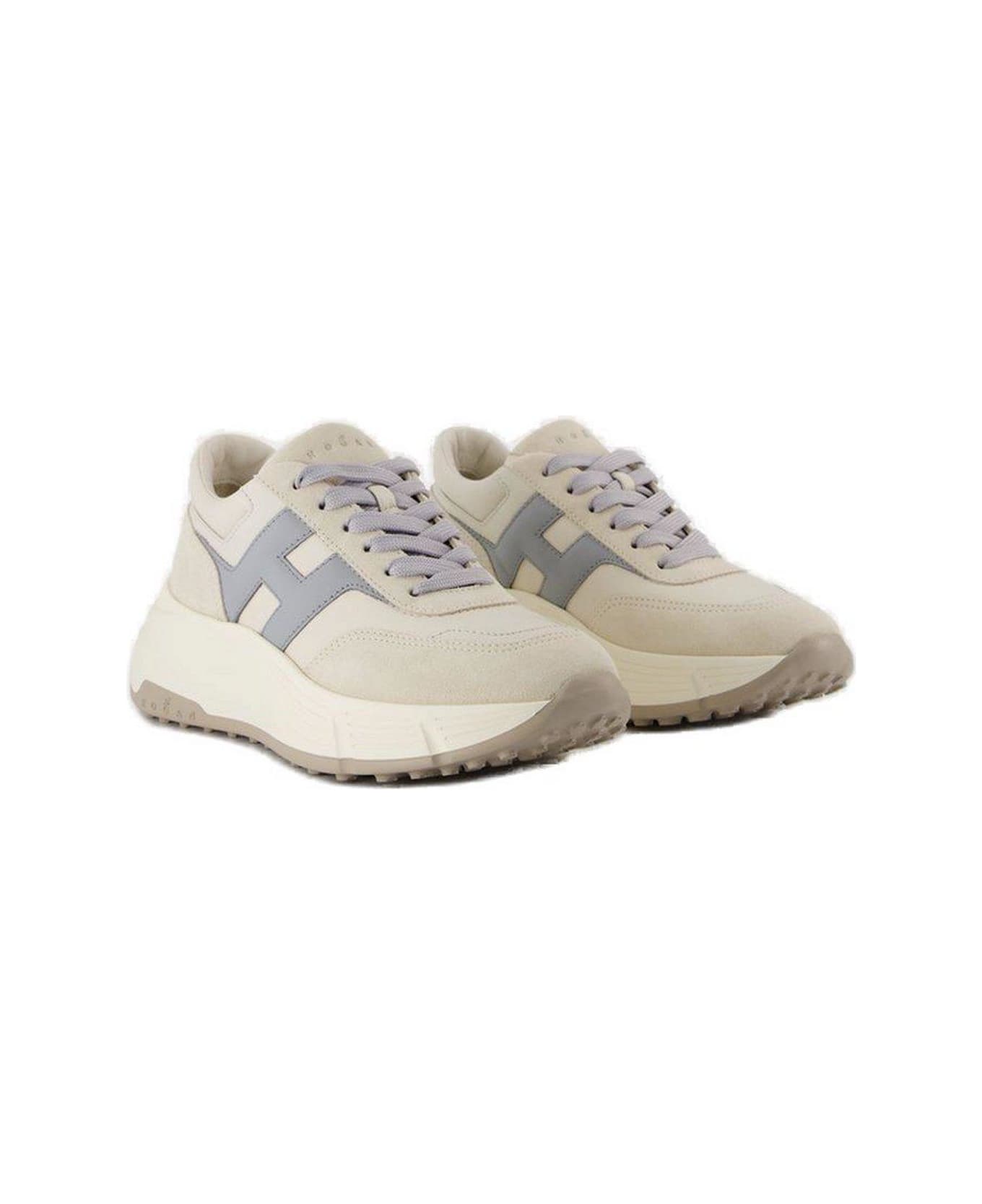 【送料&関税込】Hogan Logo Embossed Chunky Sneakers Hogan Logo Embossed Chunky Sneakers | italist