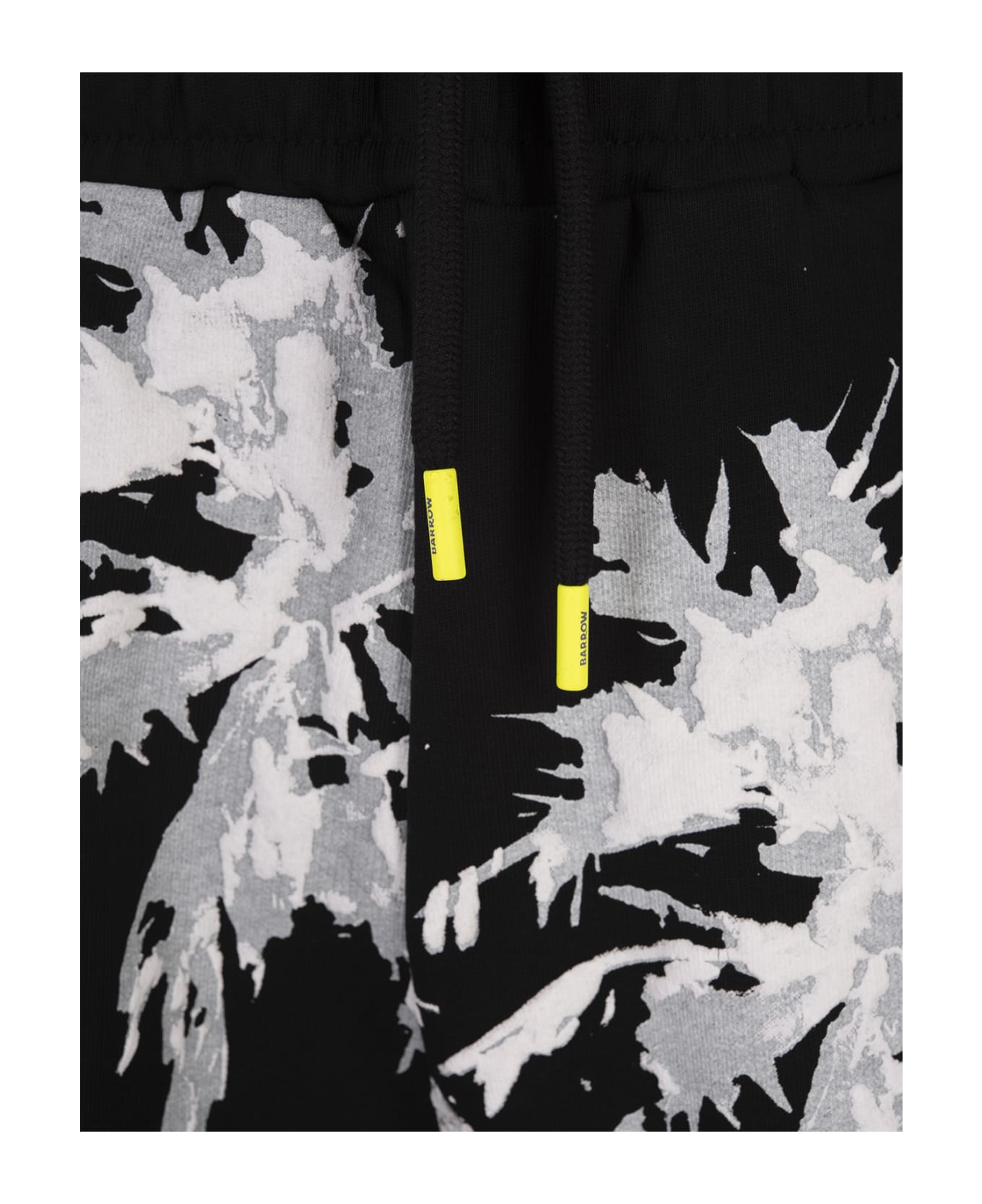 Barrow Black Shorts With Palms Graphic Print - Black