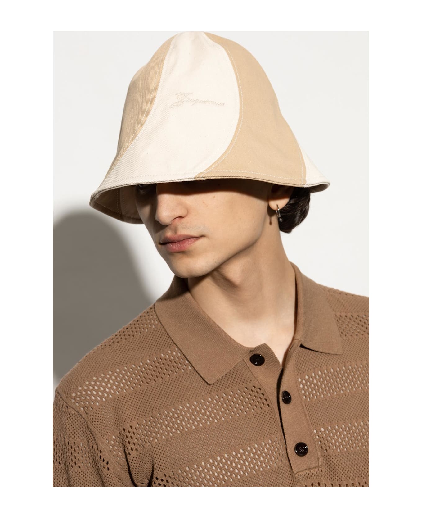 Jacquemus Hat With Logo - BEIGE
