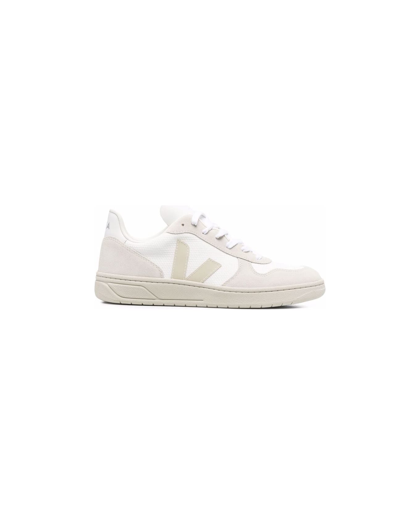 Veja Sneaker - WHITE