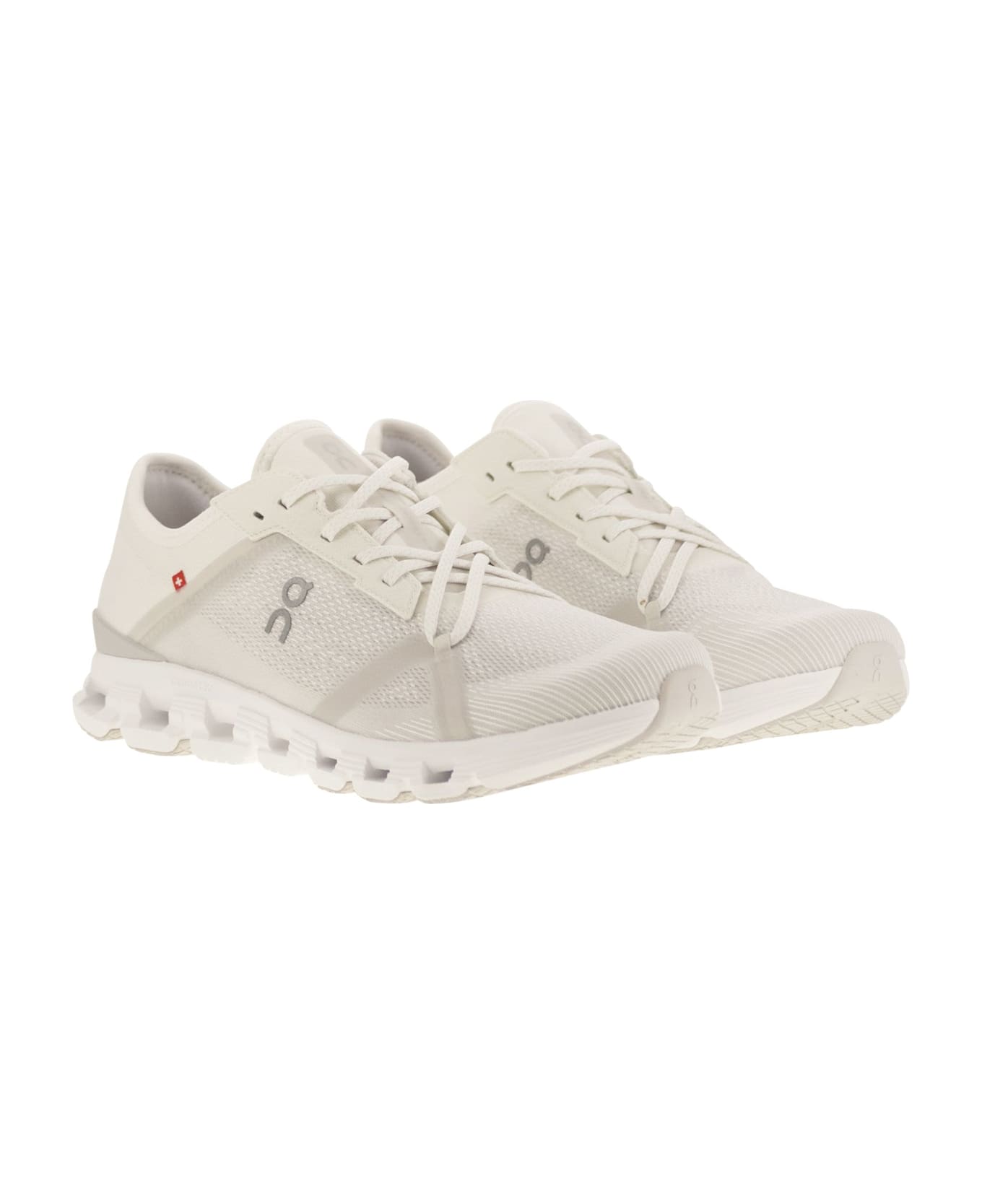 ON Cloud X 4 - Sneakers - White