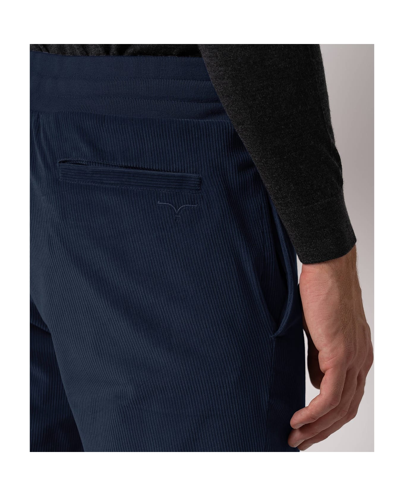 Larusmiani Tracksuit Trousers 
babe
 Pants - MidnightBlue