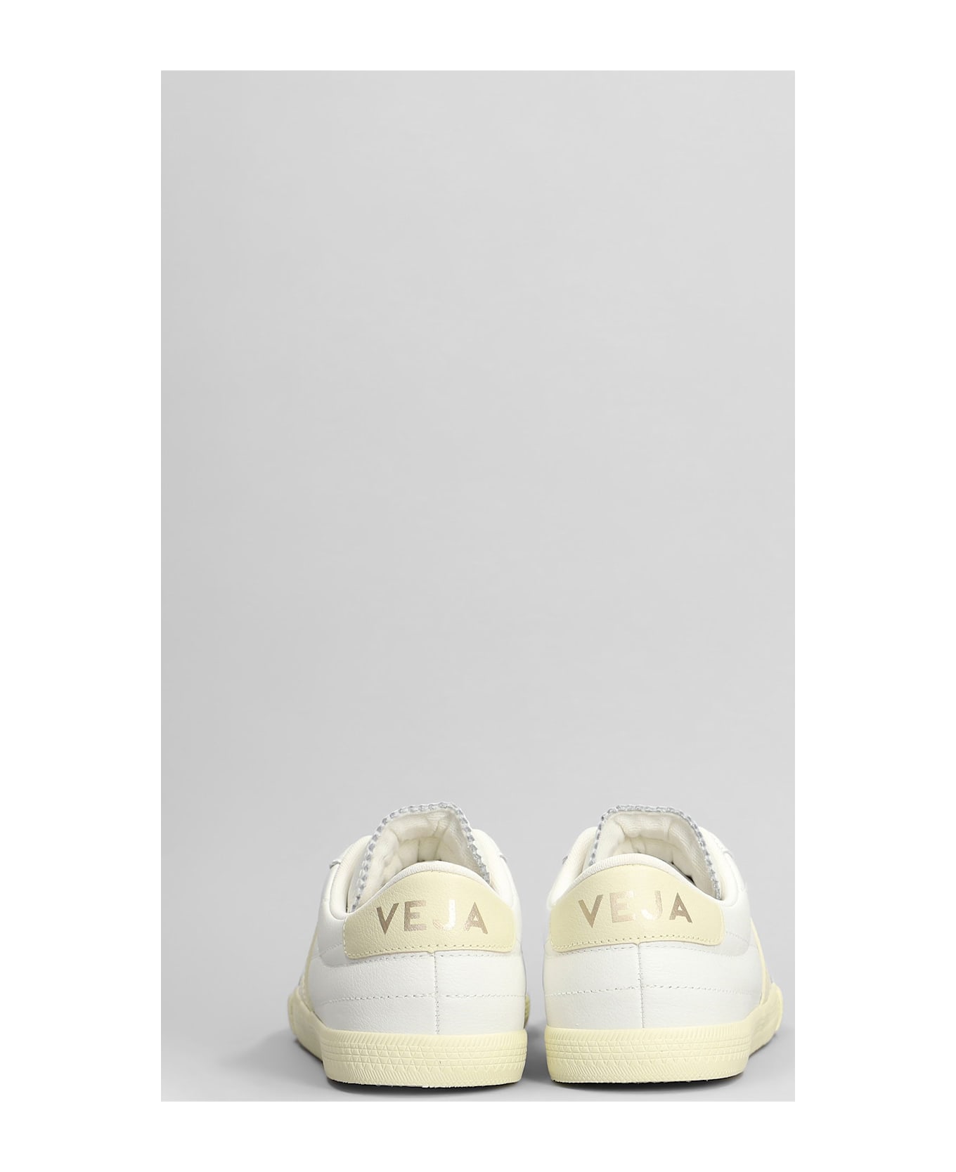 Veja Panenka O.t Sneakers In White Leather - white